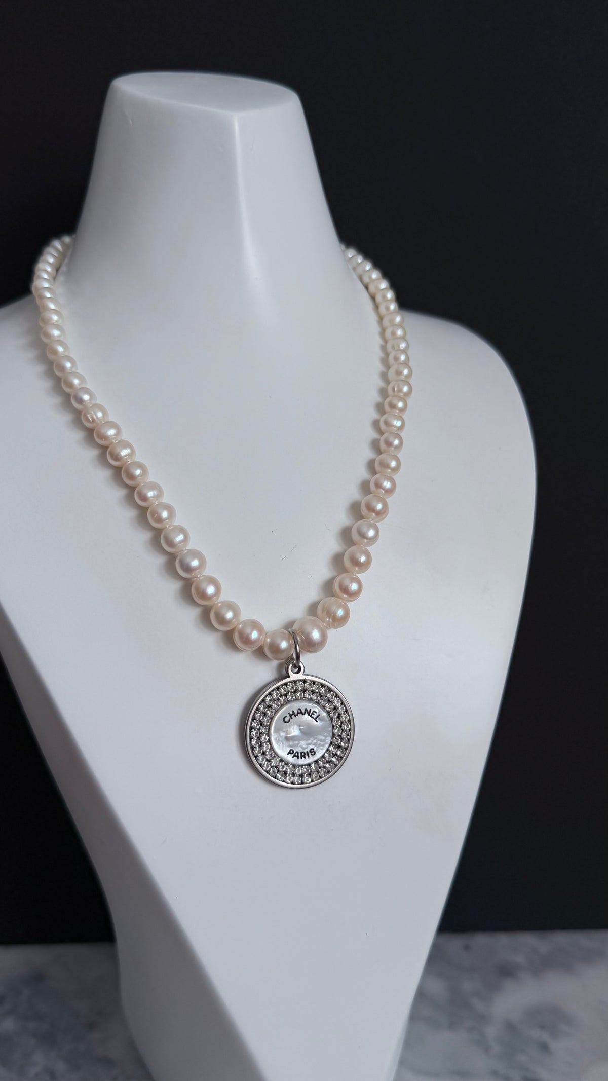 🤍 ONE OF A KIND - Authentic Button genuine pearl Necklace
