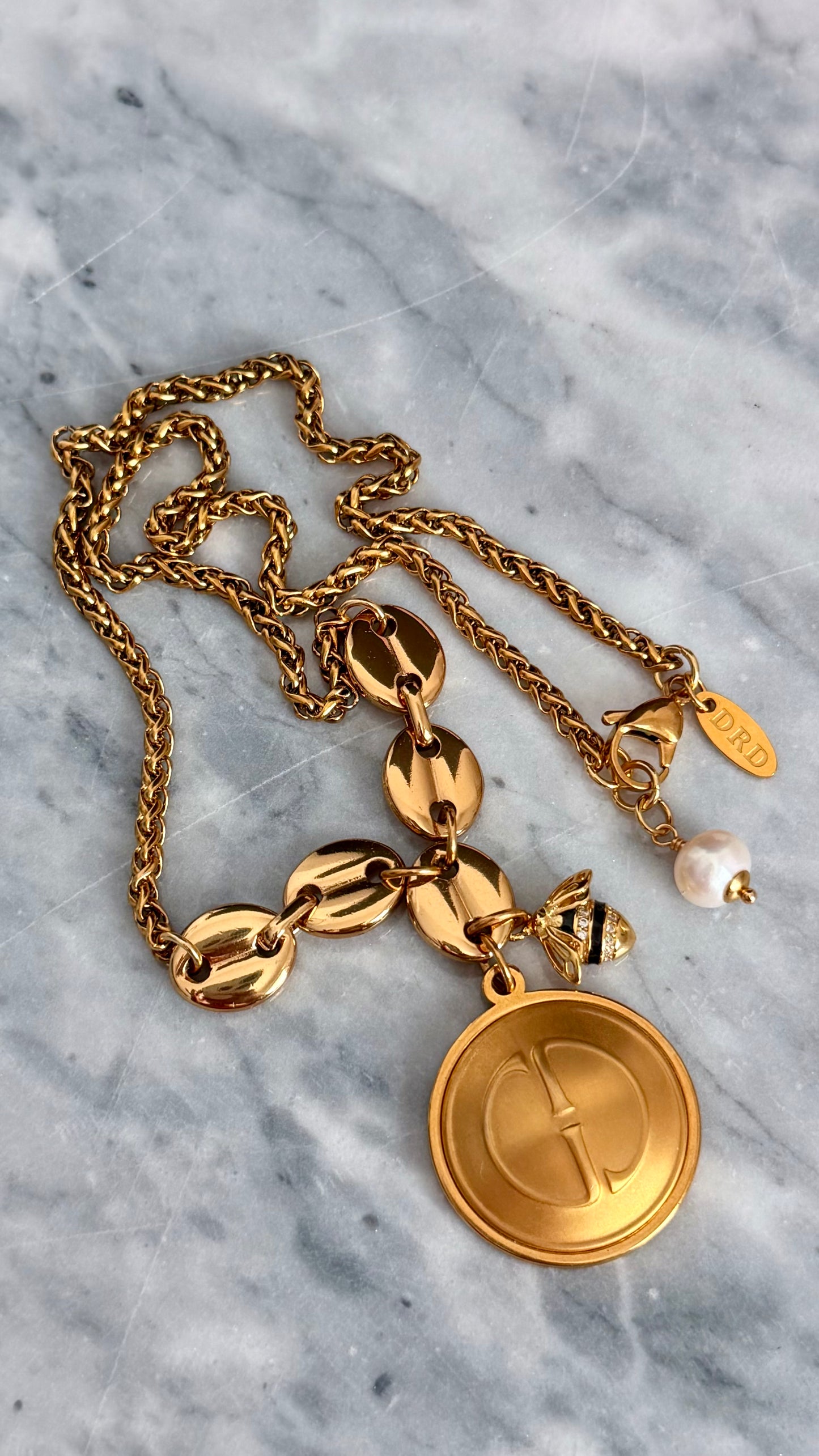 🐝 Vintage Gold Gucci charm chain necklace • high quality ✨