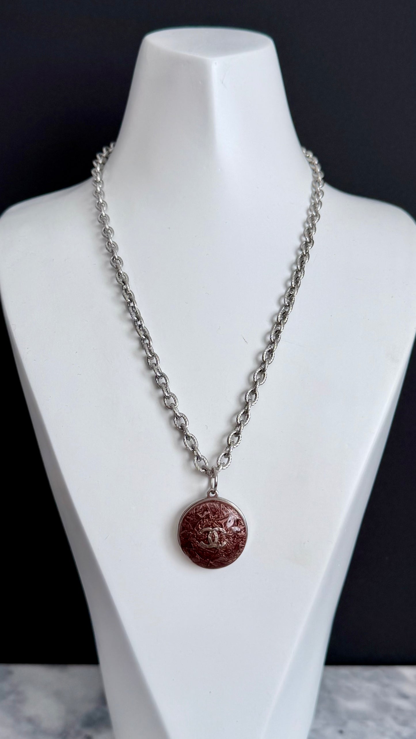 🖤 Authentic Reworked Button Necklace