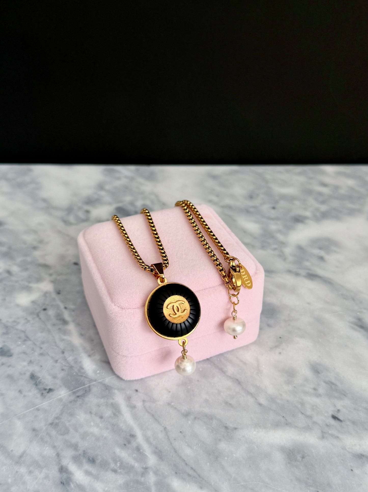 ✨Extremely rare Authentic Reworked gold Button Necklace