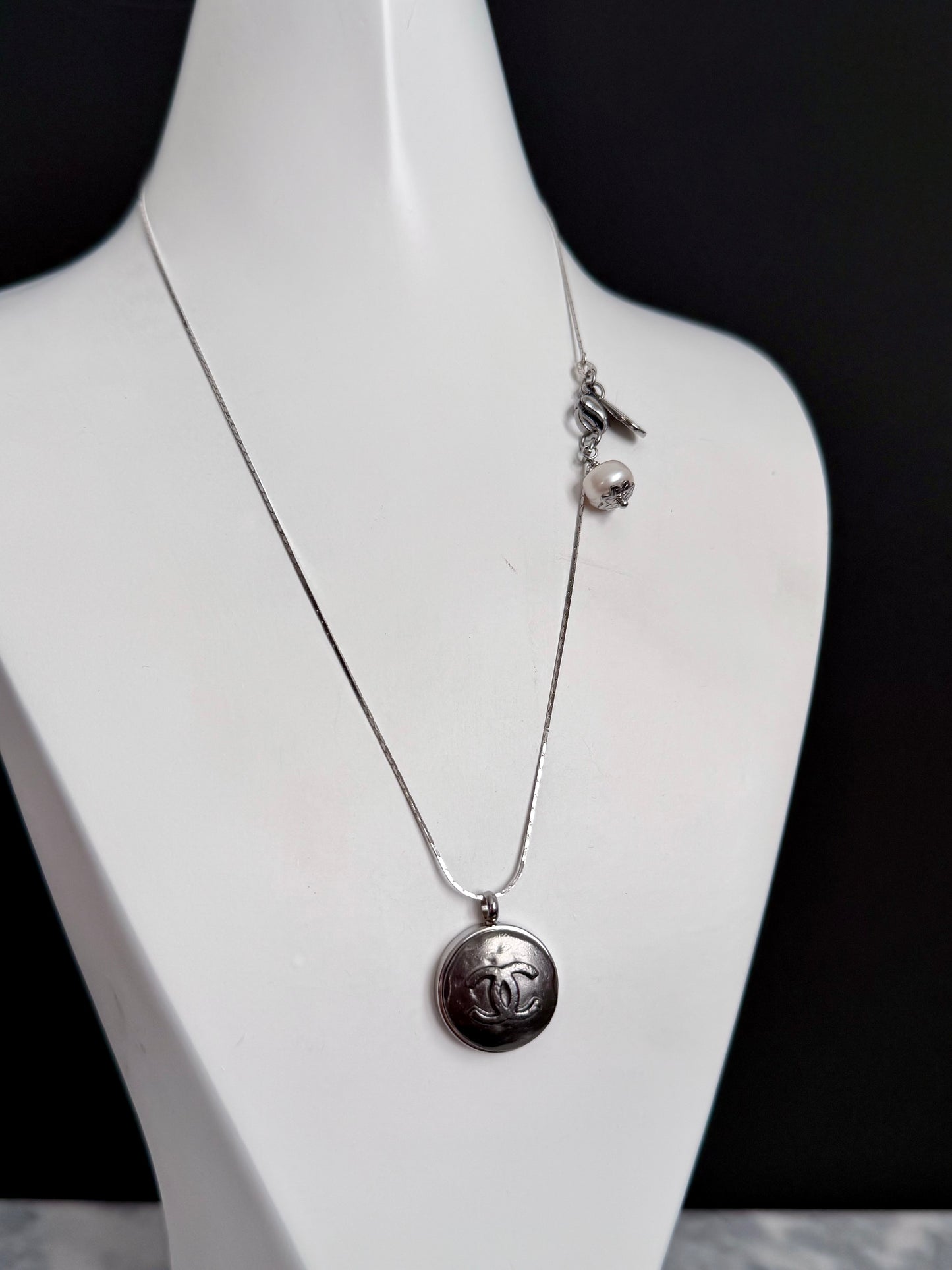 🖤 Reworked Authentic sterling silver button necklace with sterling silver chain