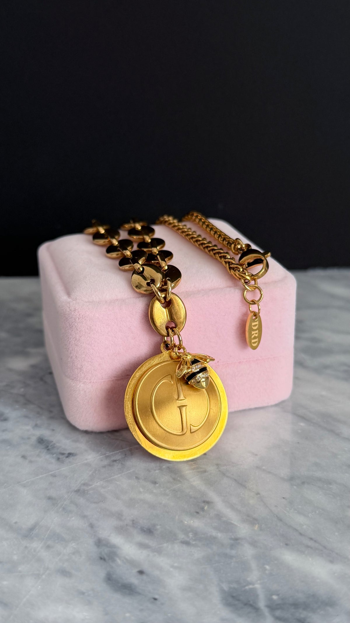 🐝 Vintage Gold Gucci charm chain necklace • high quality ✨