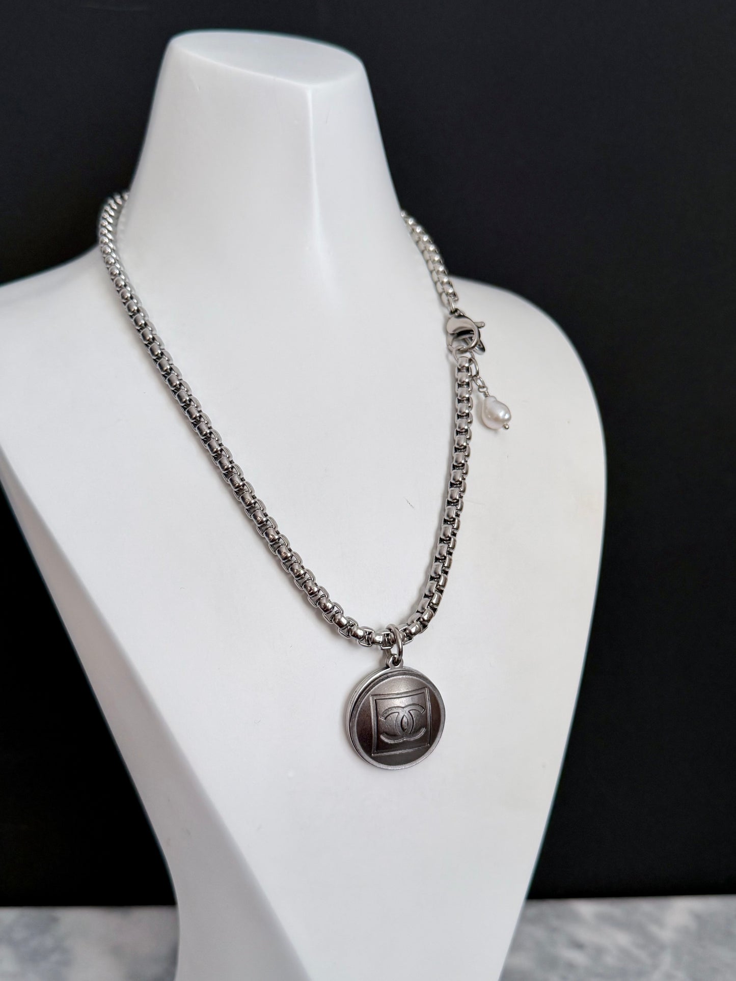 🤍 ONE OF A KIND - Authentic Reworked silver Button Necklace