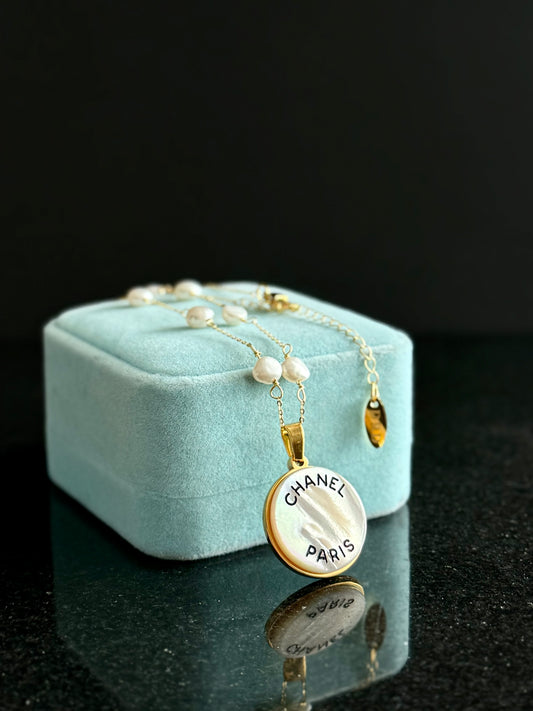 🤍 One of a kind delicate Authentic Reworked button necklace
