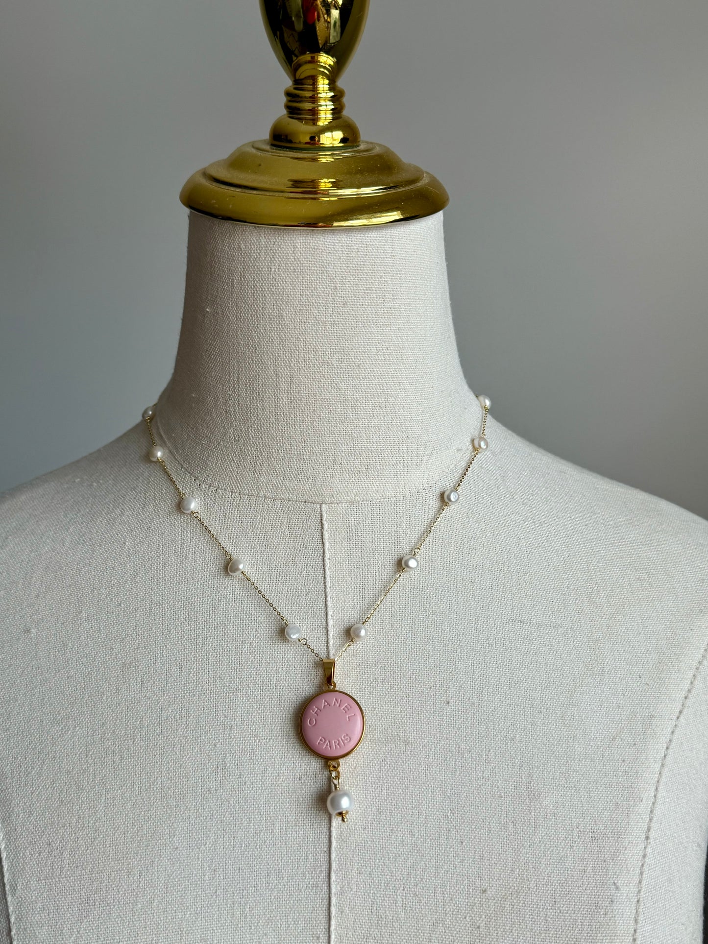 🩷 One of a kind delicate Authentic Reworked Teal button necklace