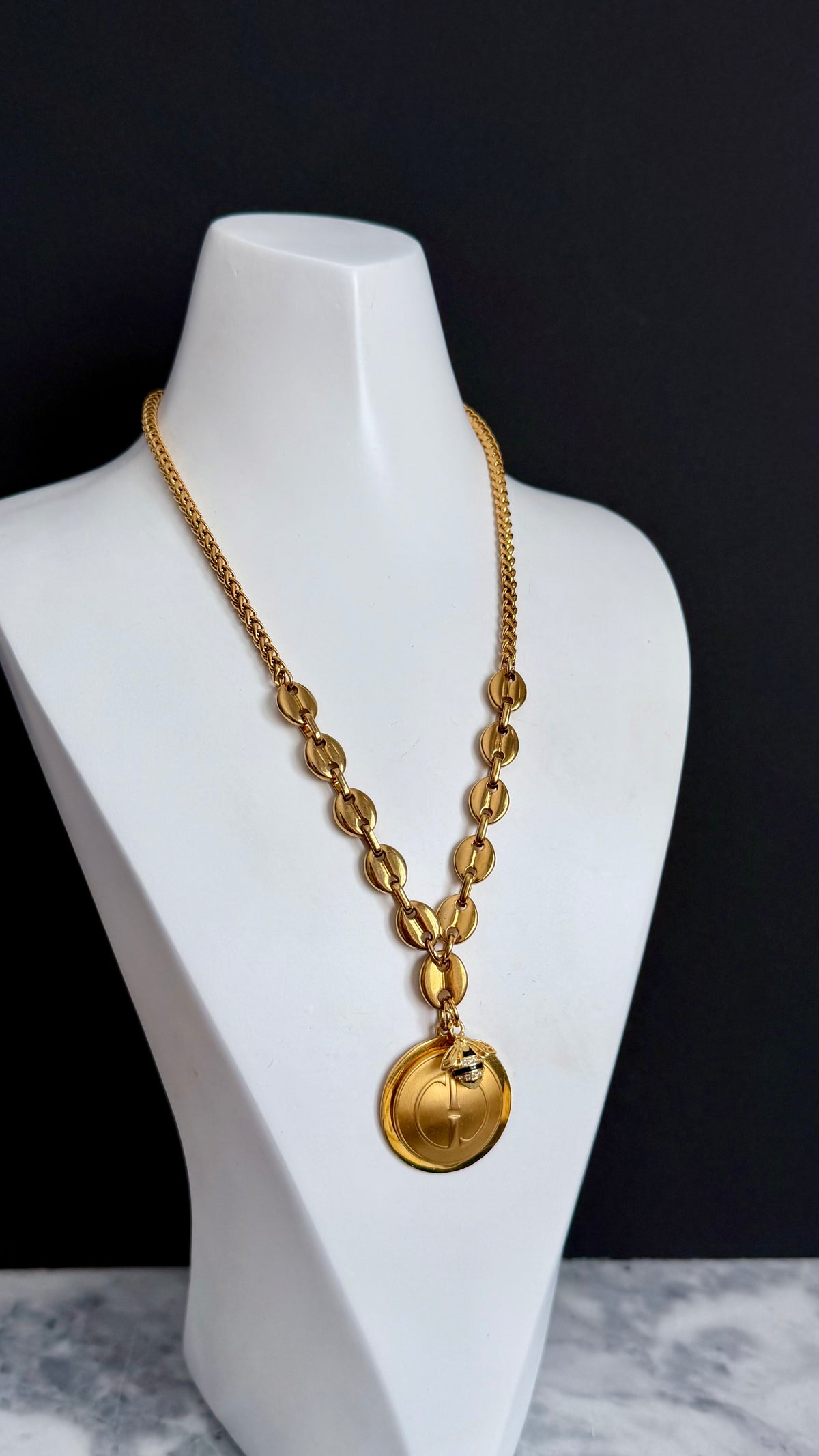 🐝 Vintage Gold Gucci charm chain necklace • high quality ✨