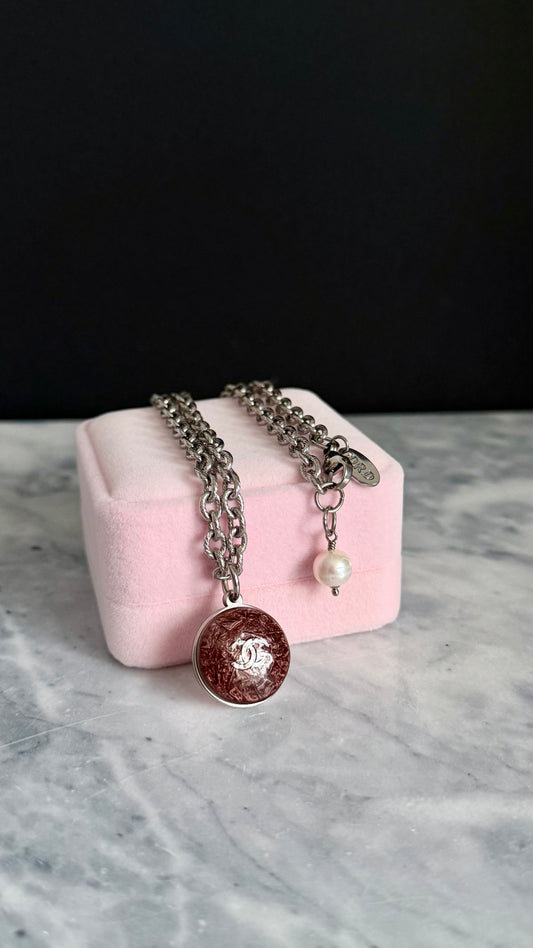 🖤 Authentic Reworked Button Necklace