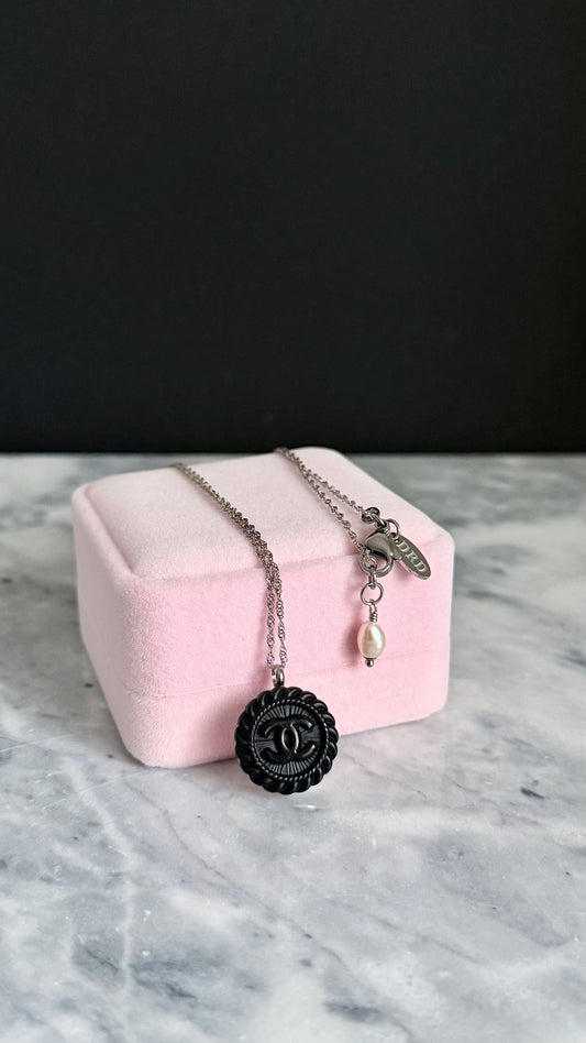 🖤 Reworked Authentic sterling silver button necklace with sterling silver chain