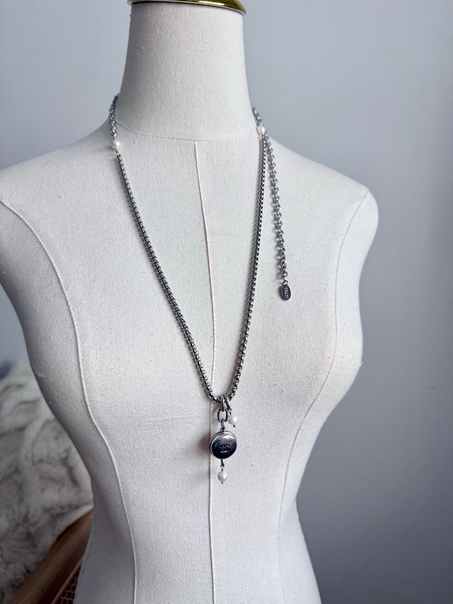 🤍 ONE OF A KIND - Authentic Reworked silver Button Double wrap Necklace