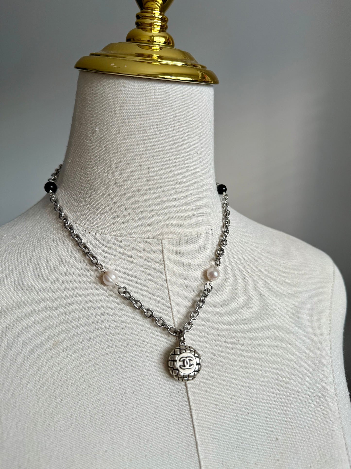 🖤 Extremely rare Authentic Reworked silver Button Necklace