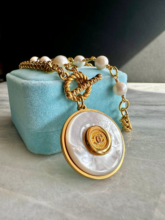 SUPER RARE Large MOTHER OF PEARL and Vintage Authentic reworked Gold button Necklace