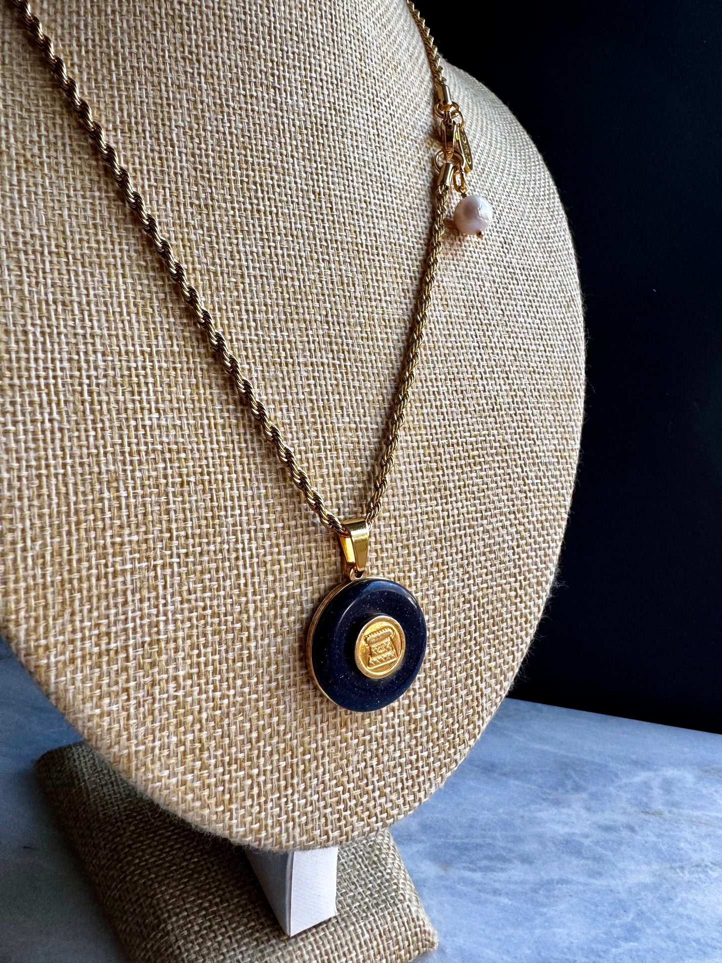 💙 Vintage reworked button and blue sandstone necklace