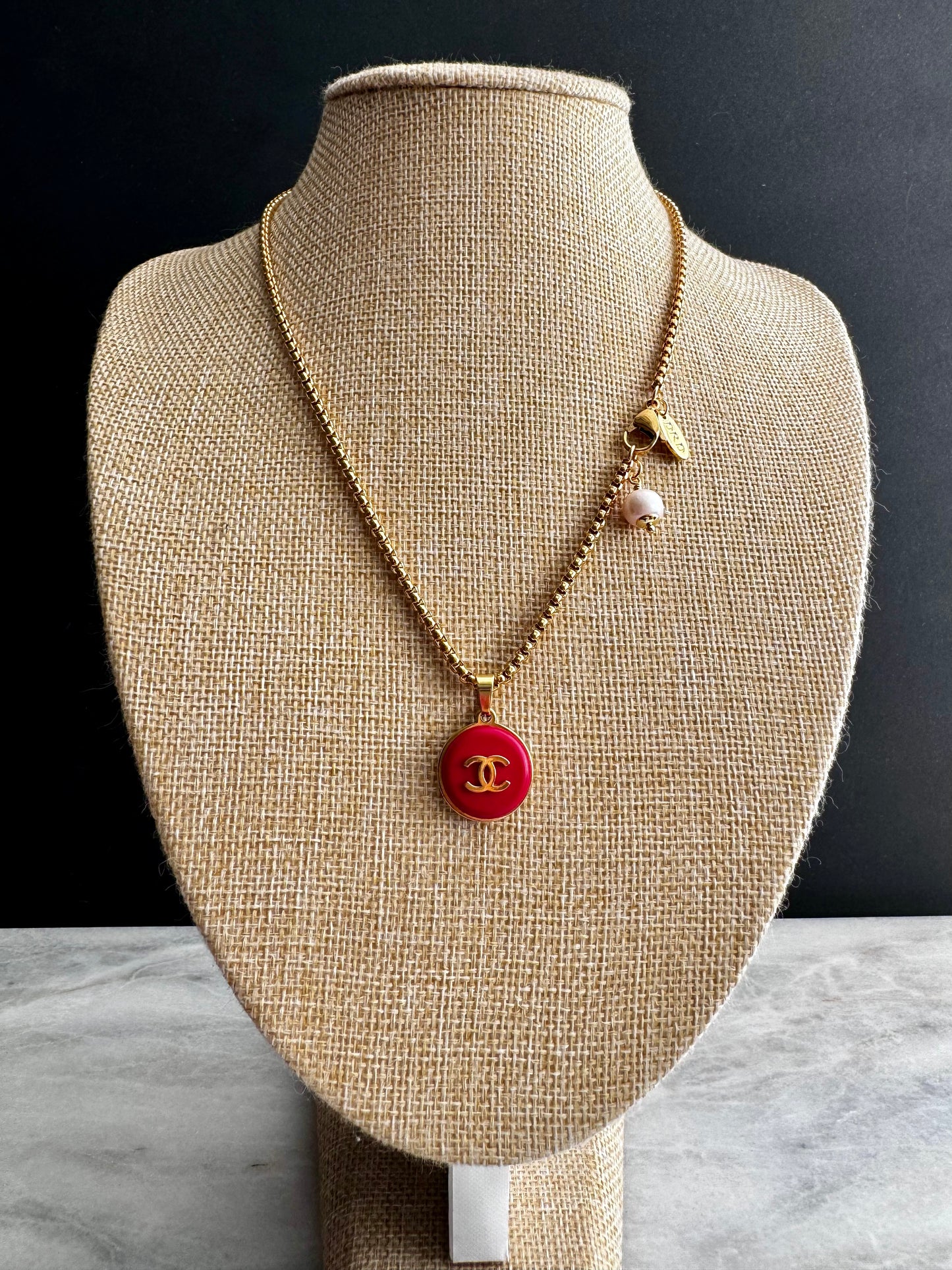 ❤️ EXTREMELY RARE reworked red button necklace