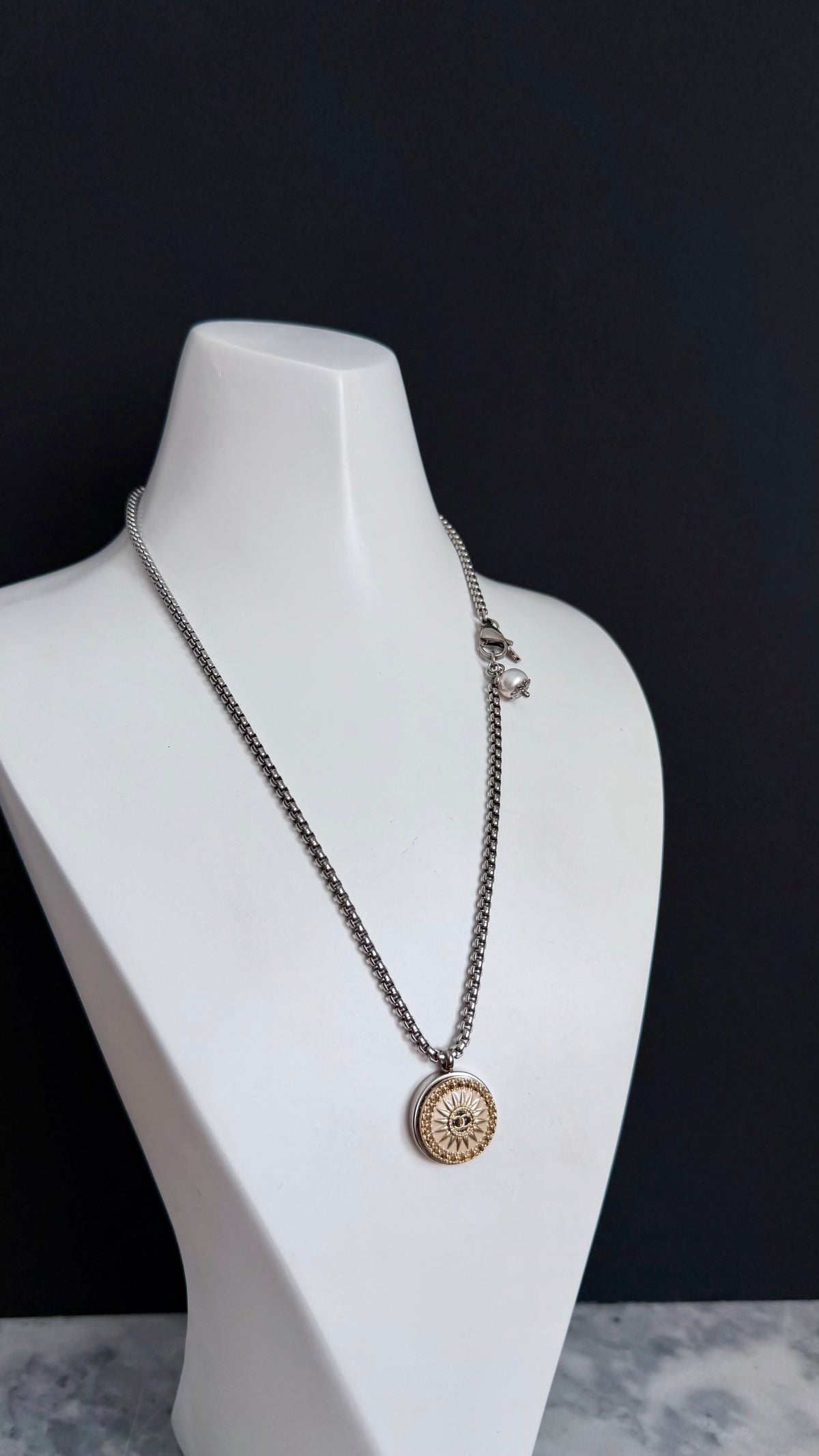 💖 Small Mixed metal Authentic silver chain button necklace
