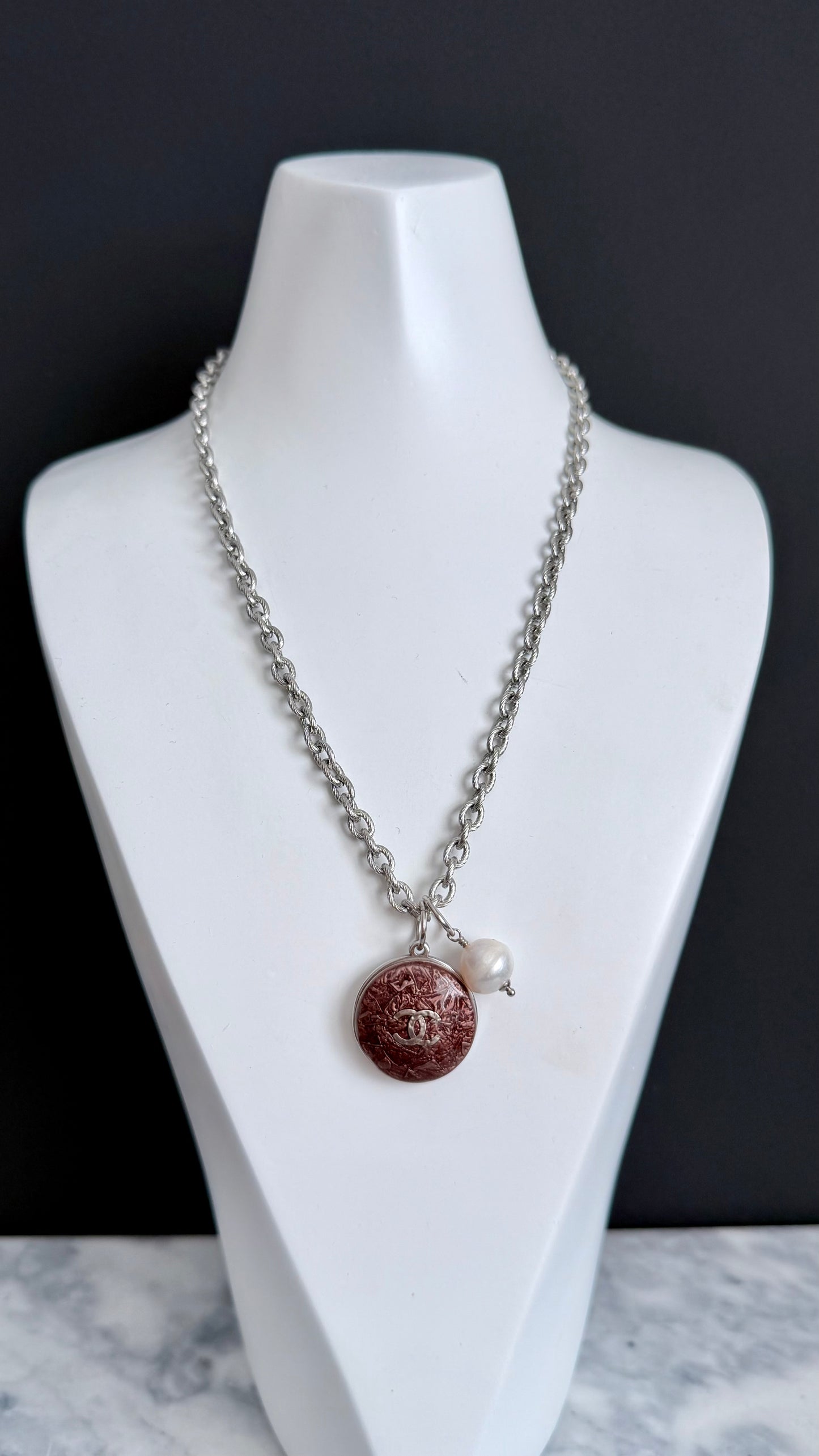 🖤 Authentic Reworked Button Necklace