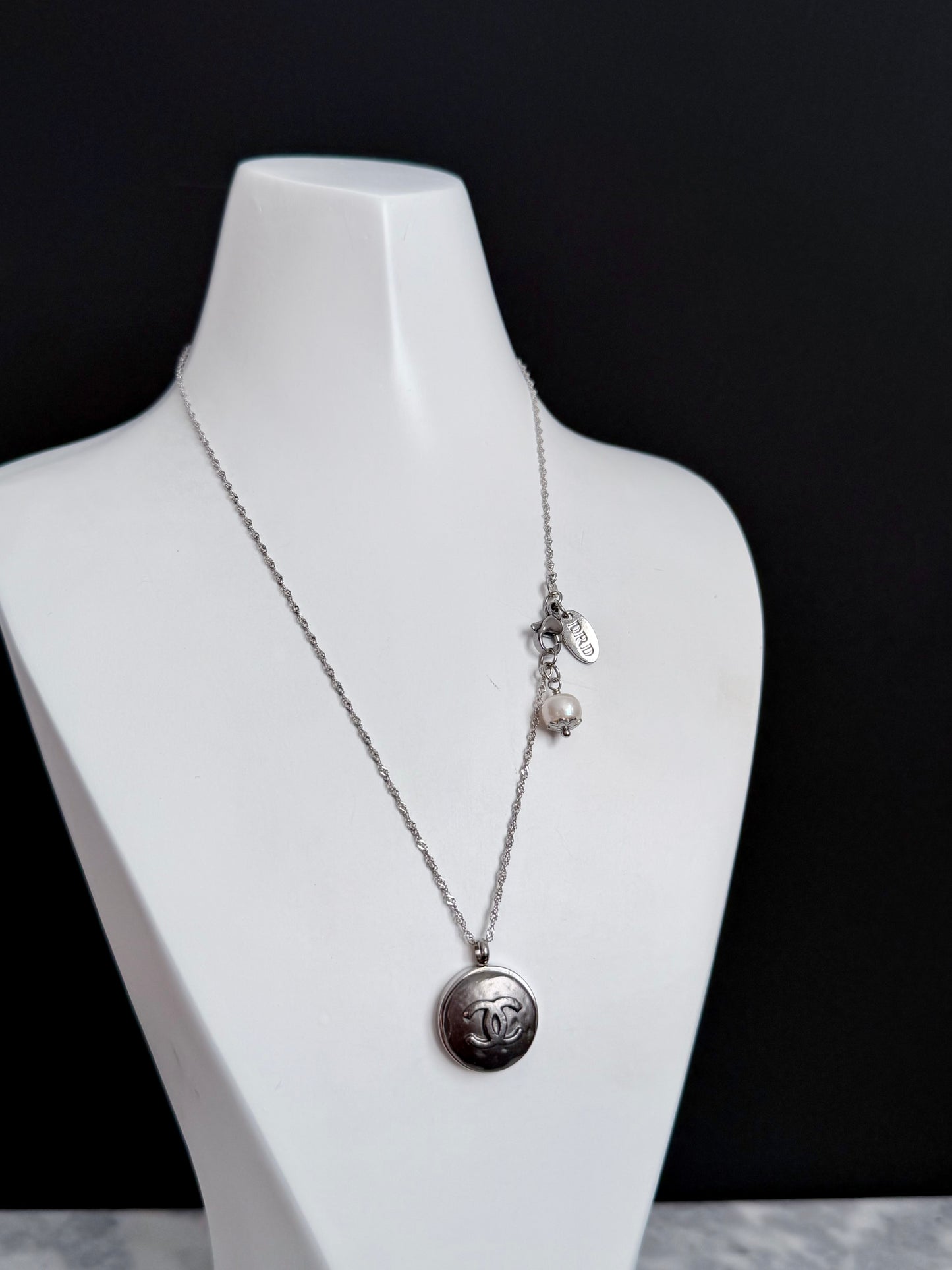 🖤 Reworked Authentic sterling silver button necklace with sterling silver chain