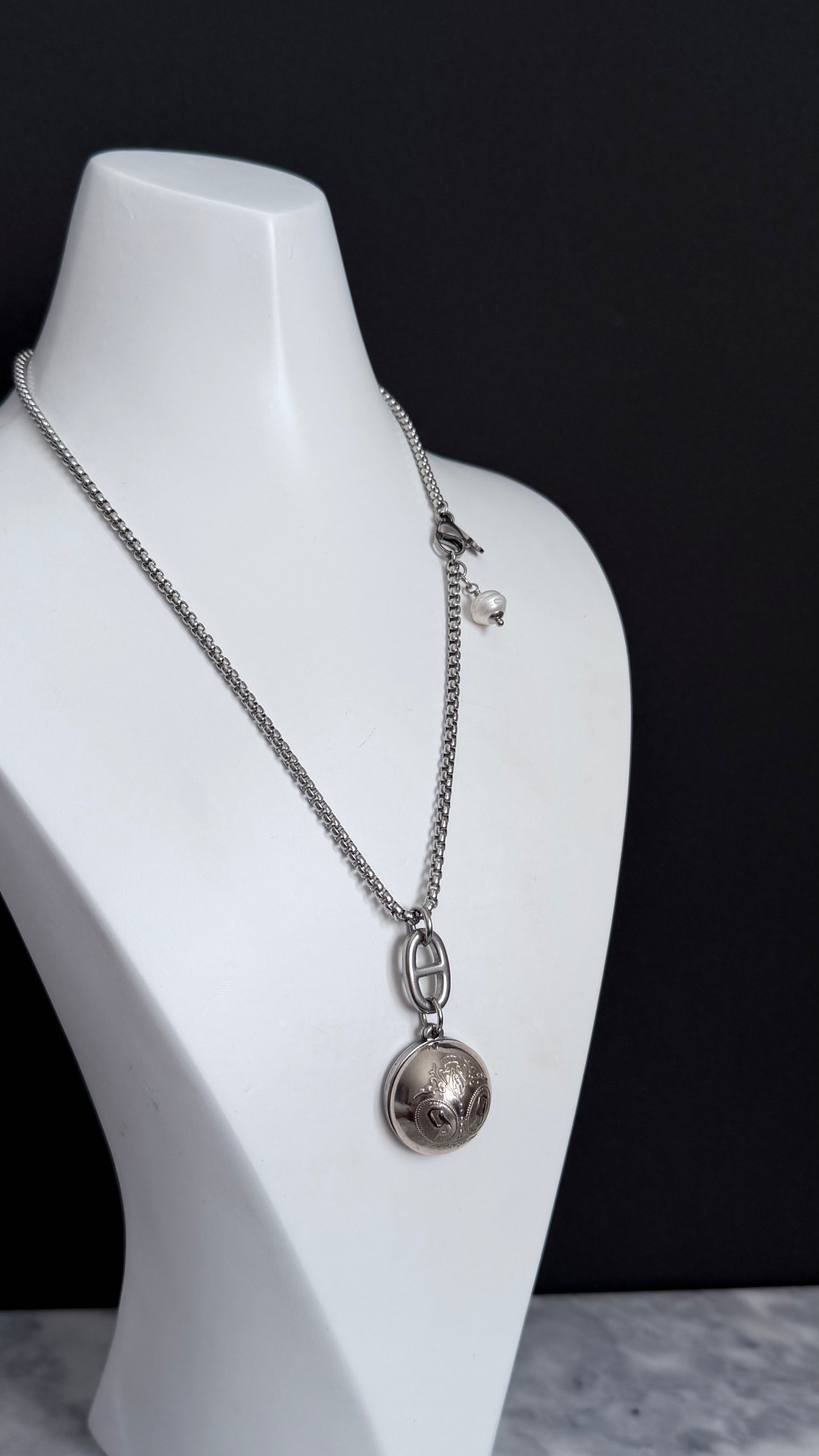 Vintage Silver Gucci charm chain necklace • high quality