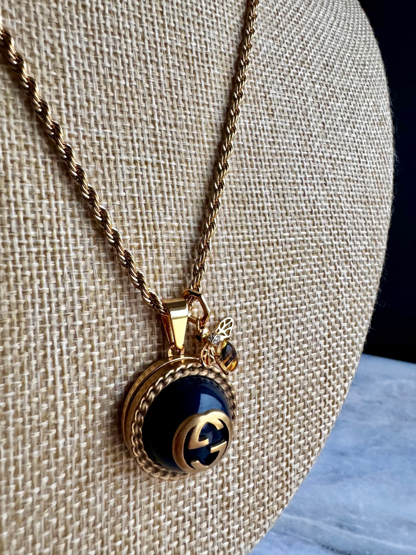 Antique Gold reworked Dark Navy Gucci necklace • high quality