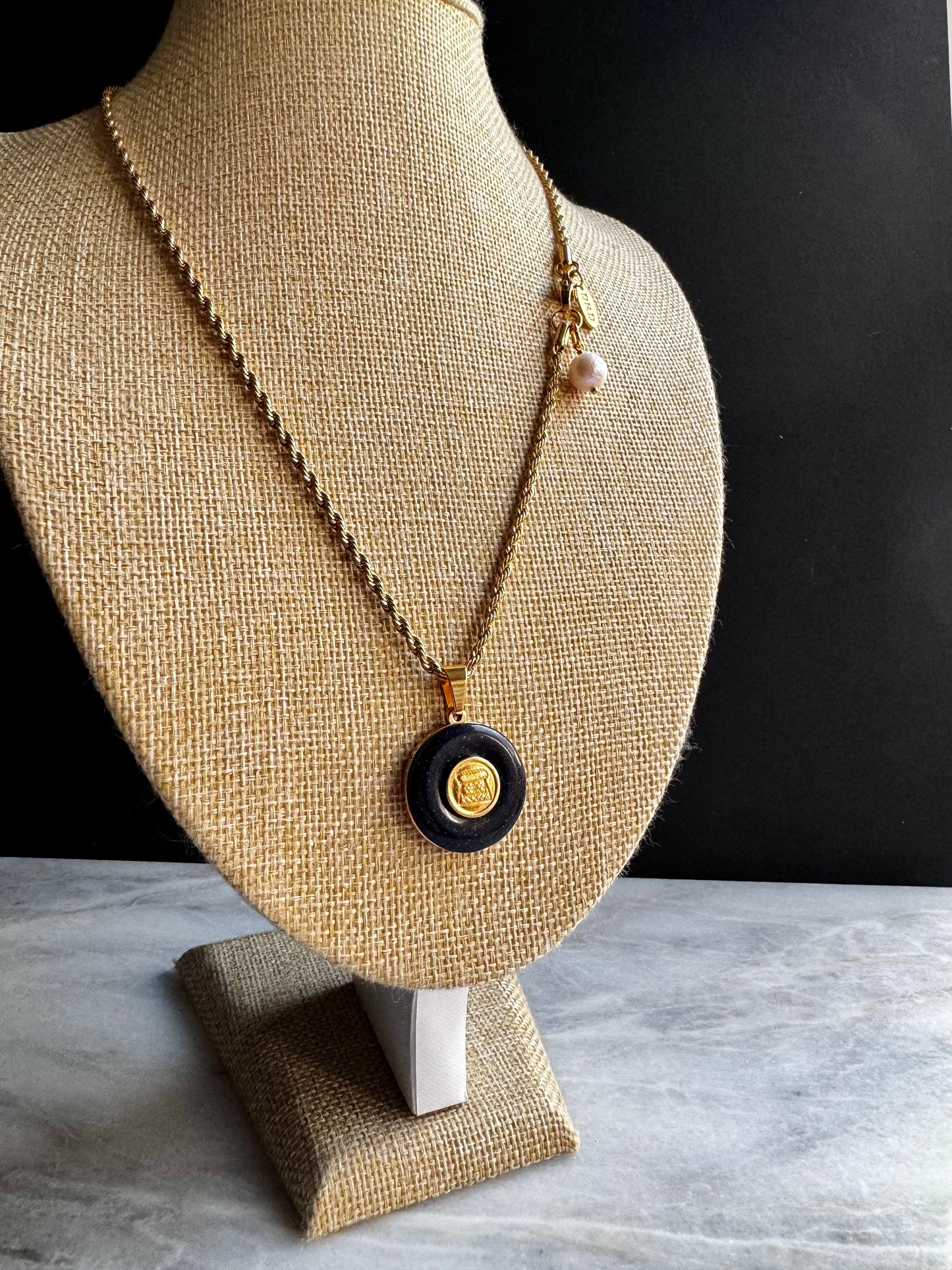 💙 Vintage reworked button and blue sandstone necklace