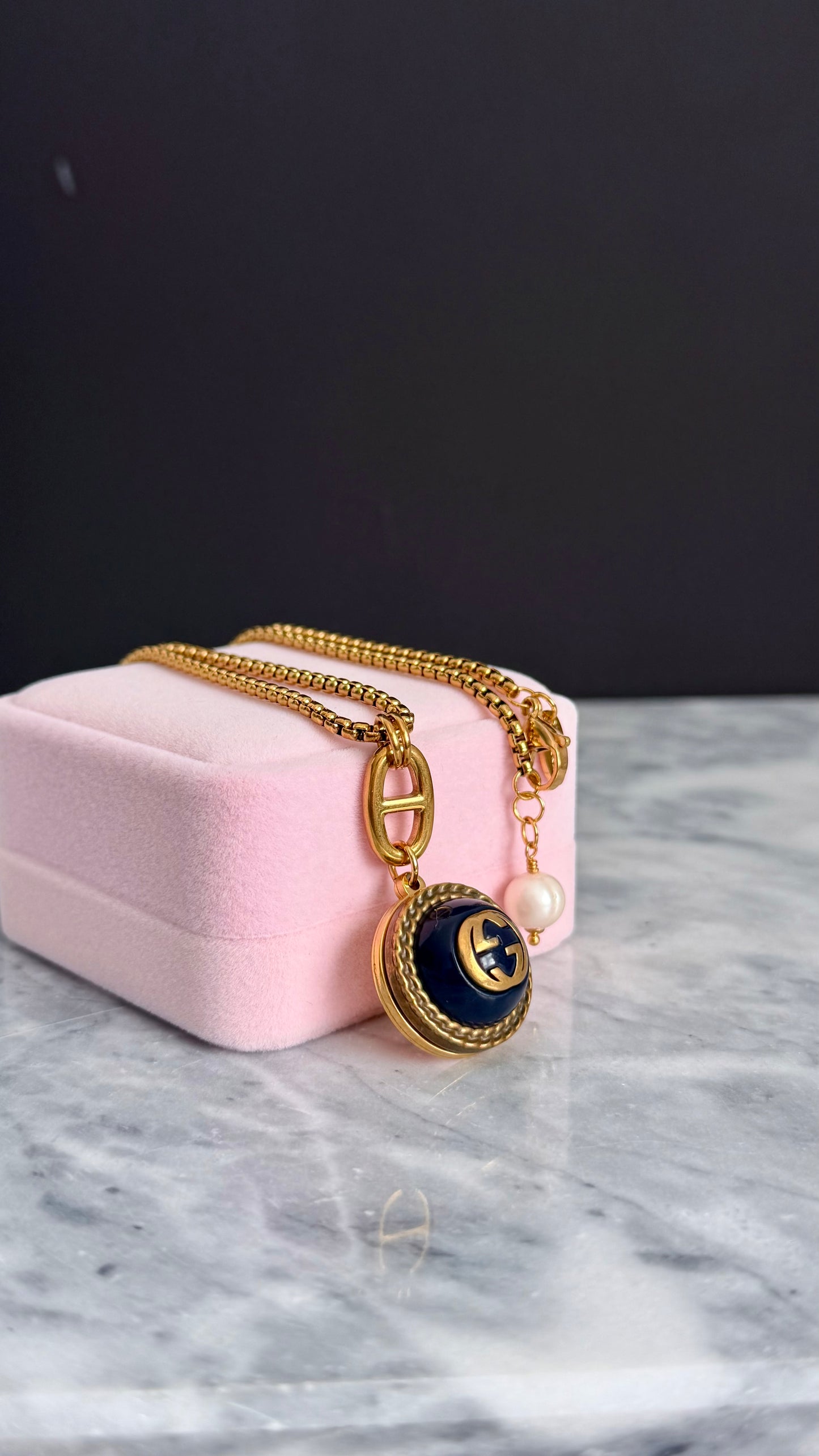 Vintage Gold Gucci charm chain necklace • extremely rare