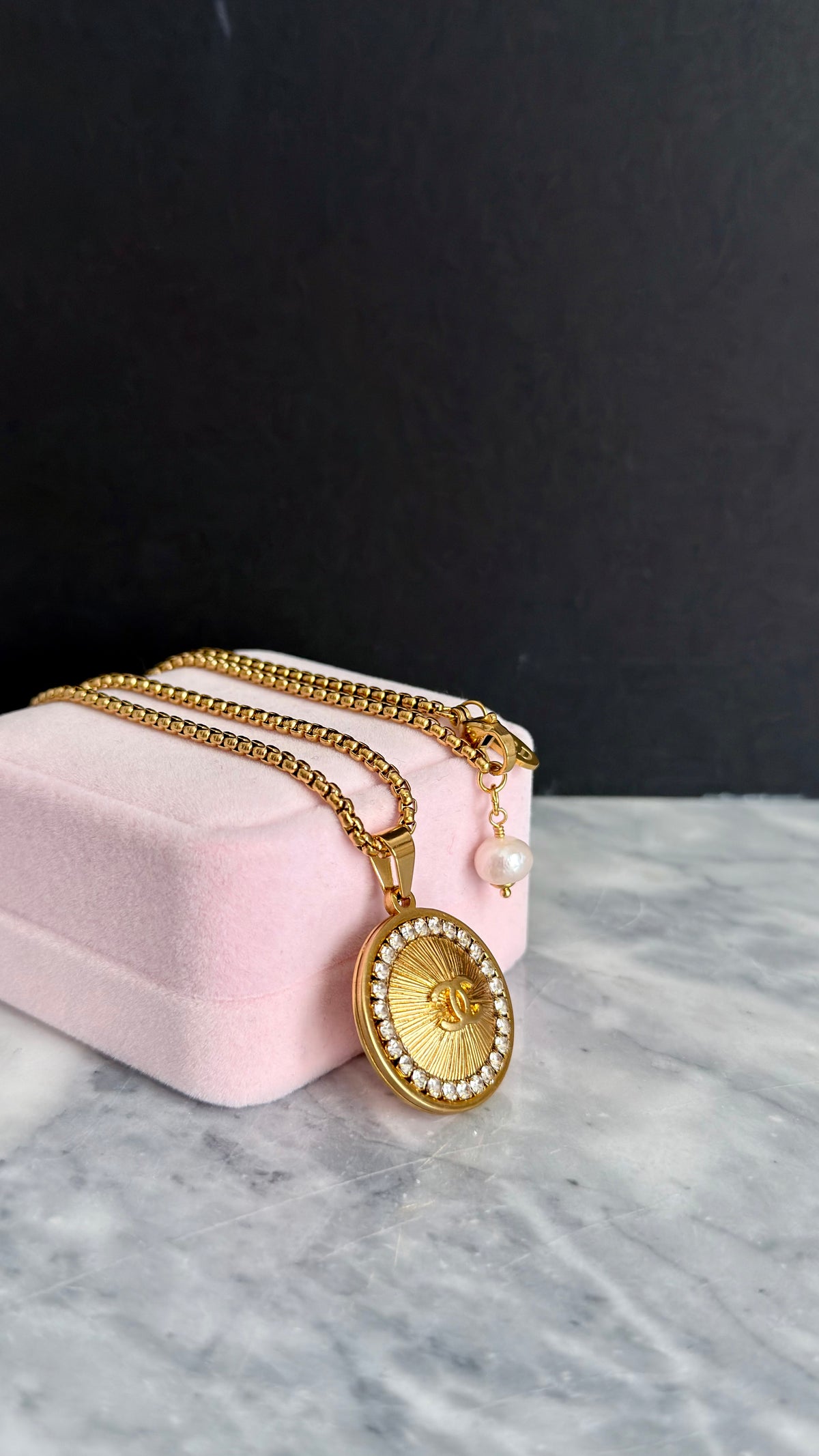 ✨ RARE Large Vintage Authentic reworked Gold button Necklace
