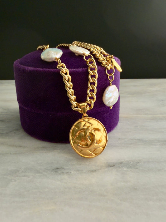 Extremely rare Vintage Authentic reworked Gold button Necklace with coin pearls