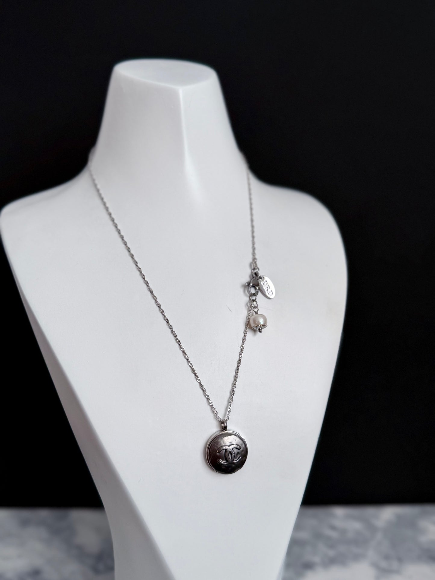 🖤 Reworked Authentic sterling silver button necklace with sterling silver chain