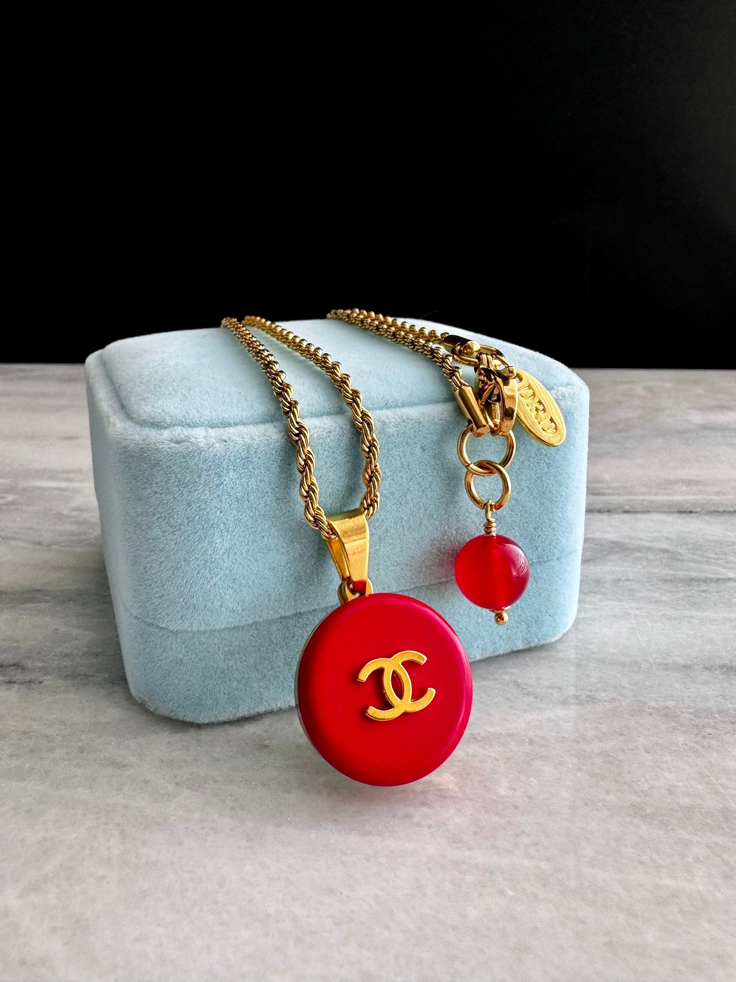 ❤️ EXTREMELY RARE reworked red button necklace