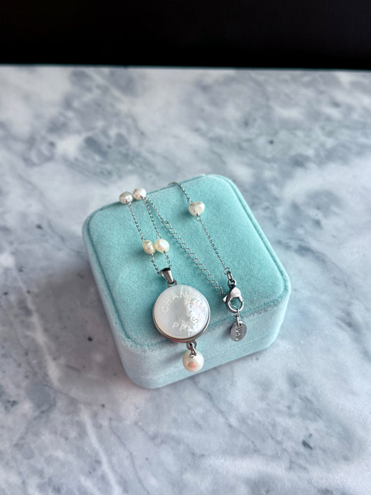 🤍 One of a kind delicate Authentic Reworked button necklace
