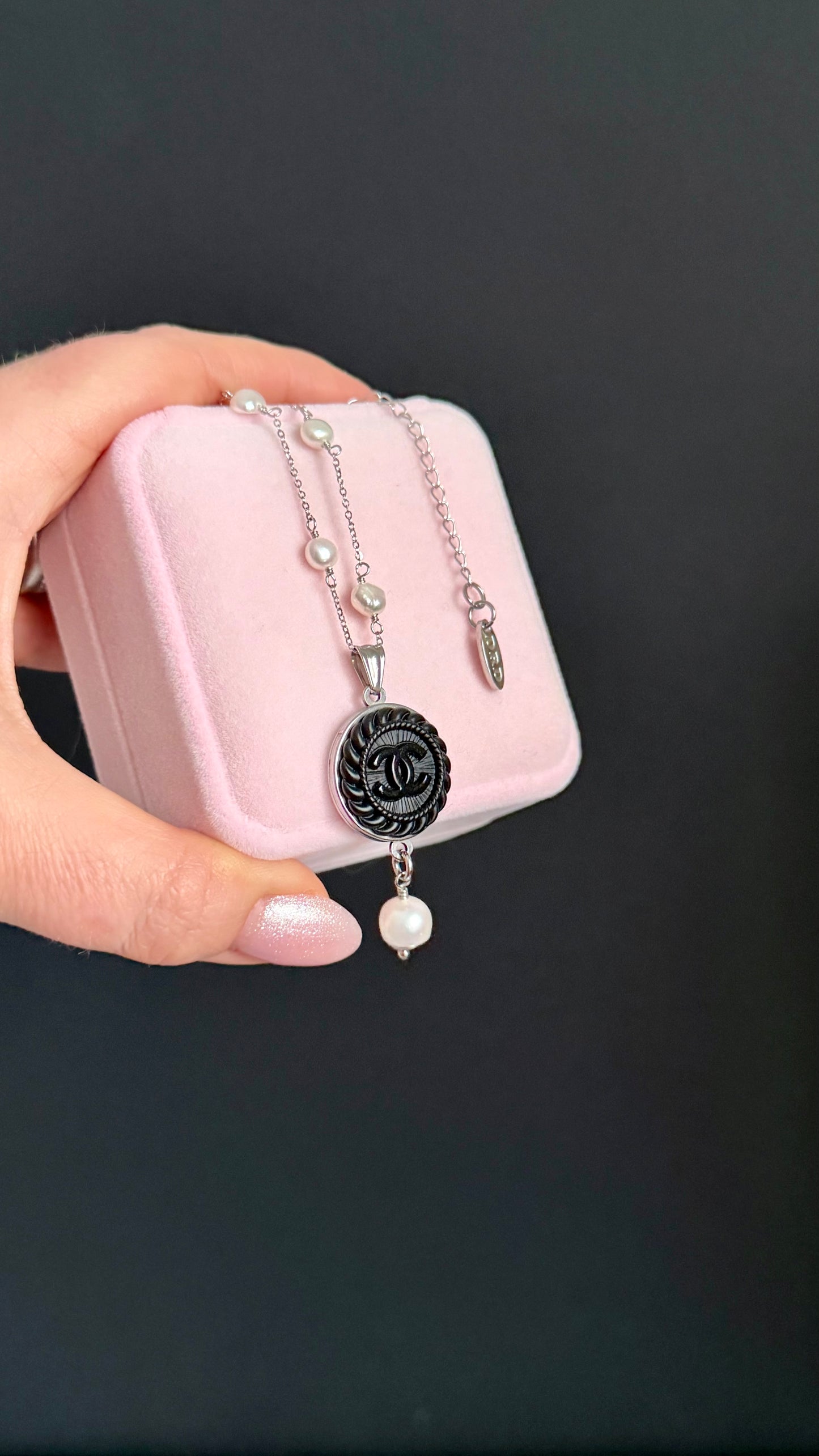 🖤 One of a kind delicate Authentic Reworked button necklace