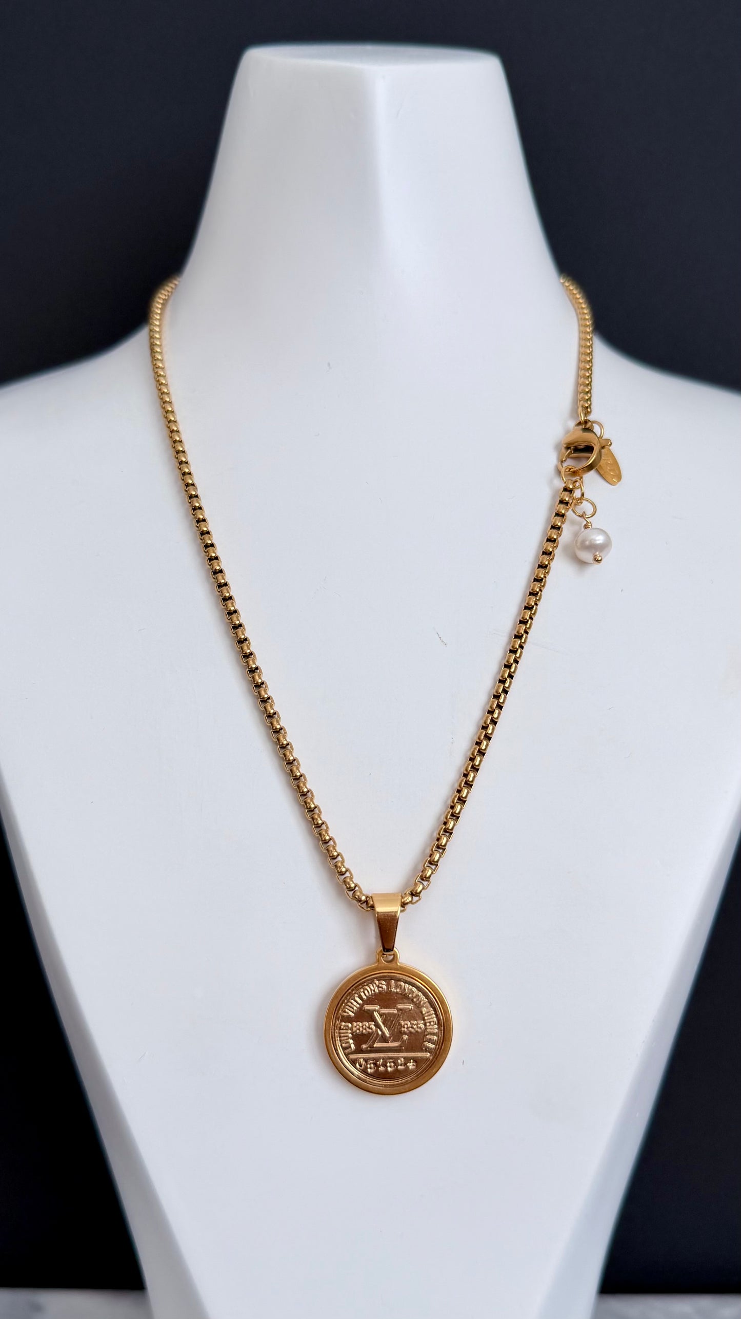 ✨Authentic gold reworked Louis Vuitton button Necklace - VERY rare!