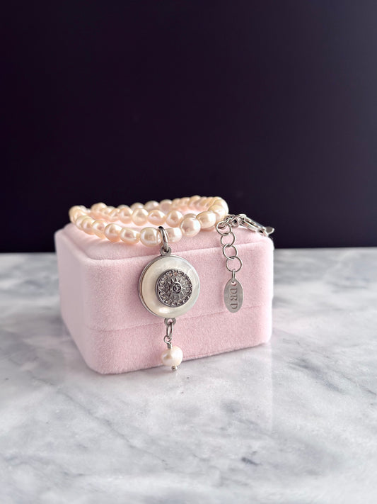 🤍 ONE OF A KIND - Authentic Button genuine pearl Necklace