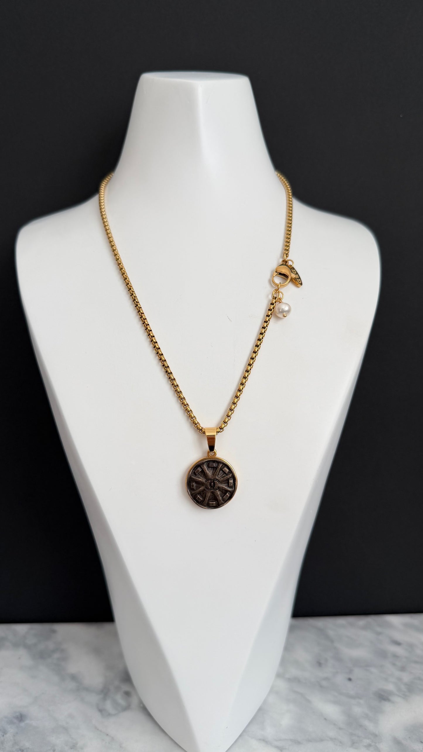 ✨ Vintage Authentic reworked Antique Gold button Necklace