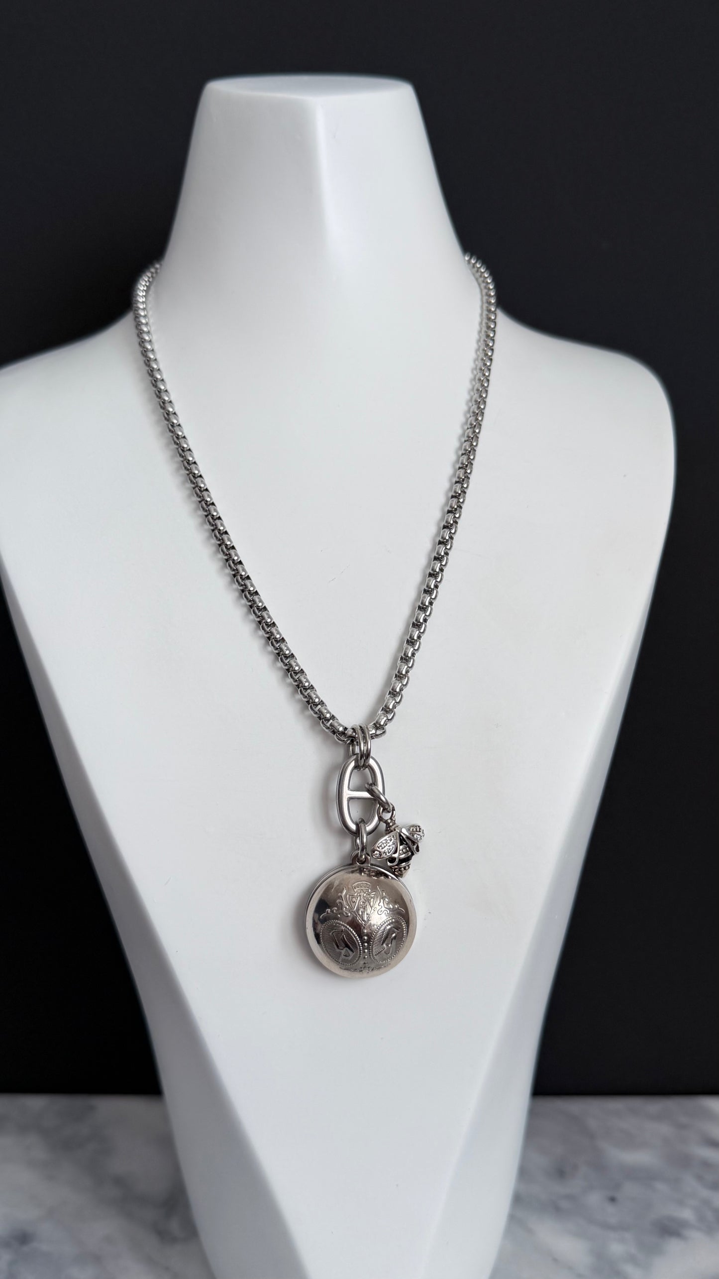 🐝 Vintage Silver Gucci charm chain necklace • high quality