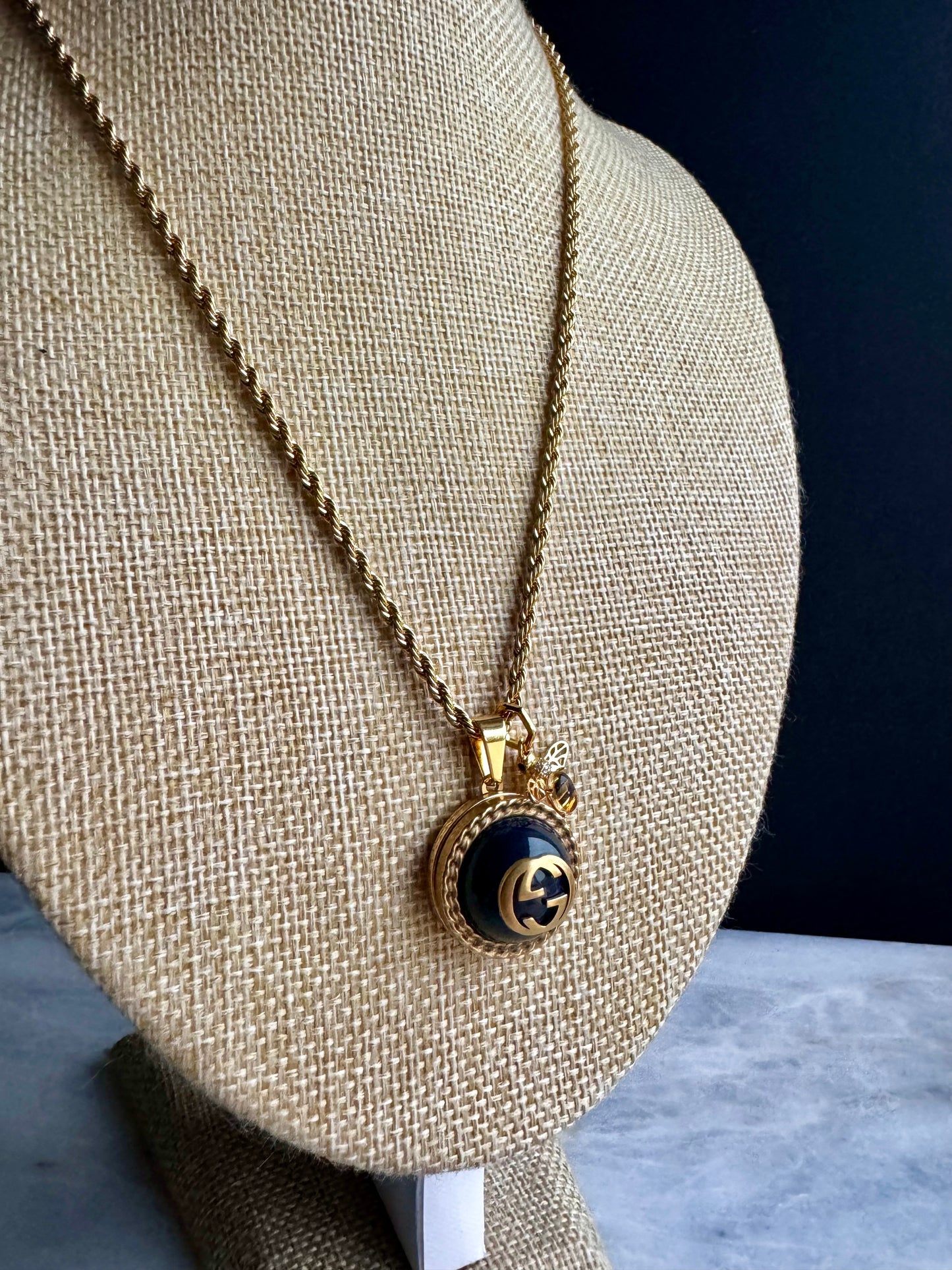 Antique Gold reworked Dark Navy Gucci necklace • high quality