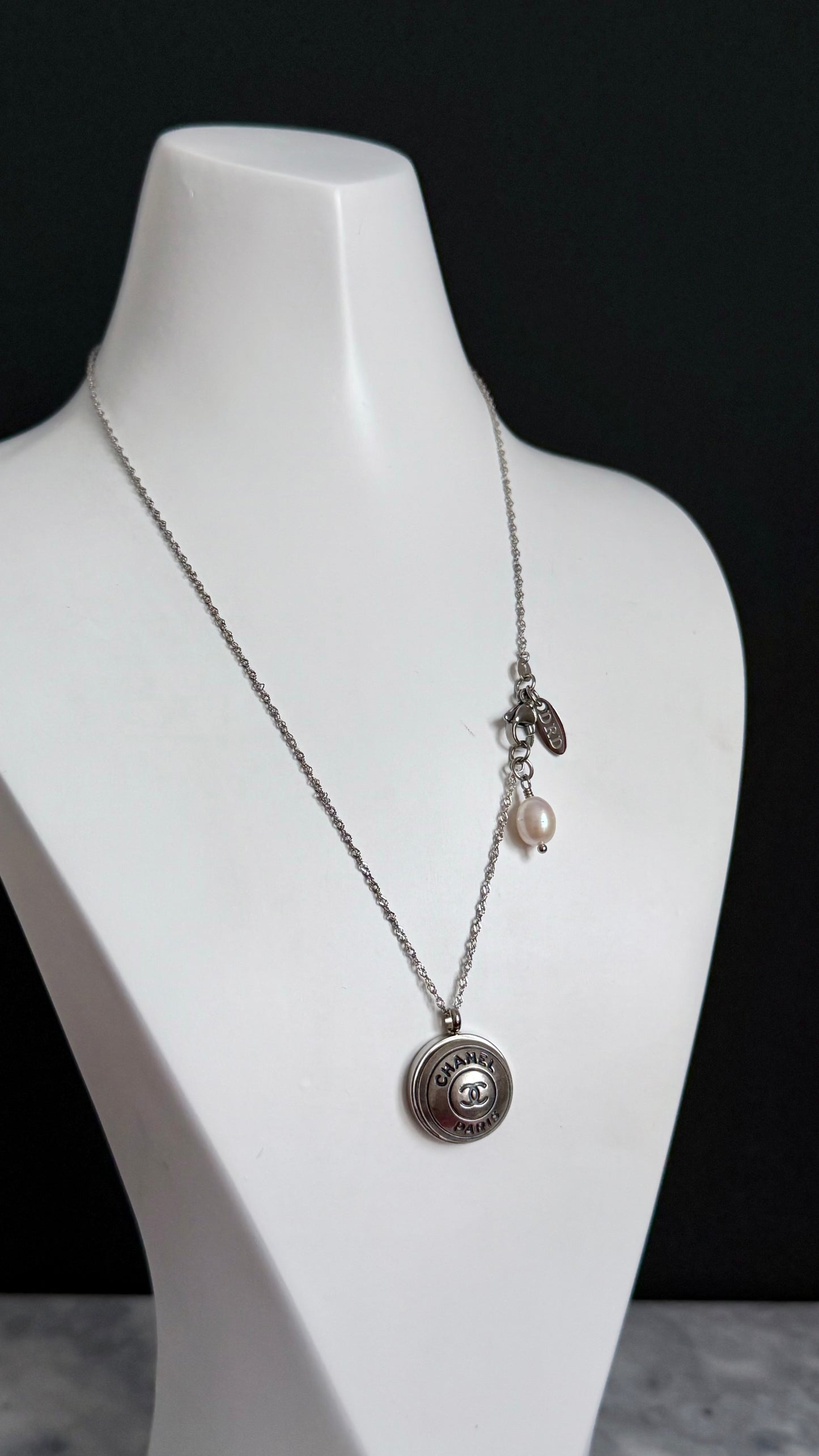 🖤 Reworked Authentic sterling silver button necklace with sterling silver chain