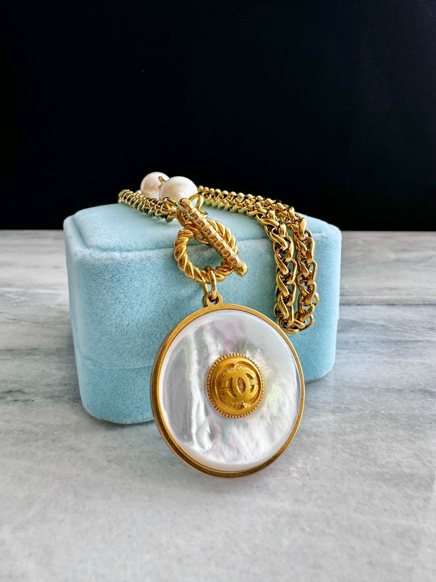 SUPER RARE Large MOTHER OF PEARL and Vintage Authentic reworked Gold button Necklace