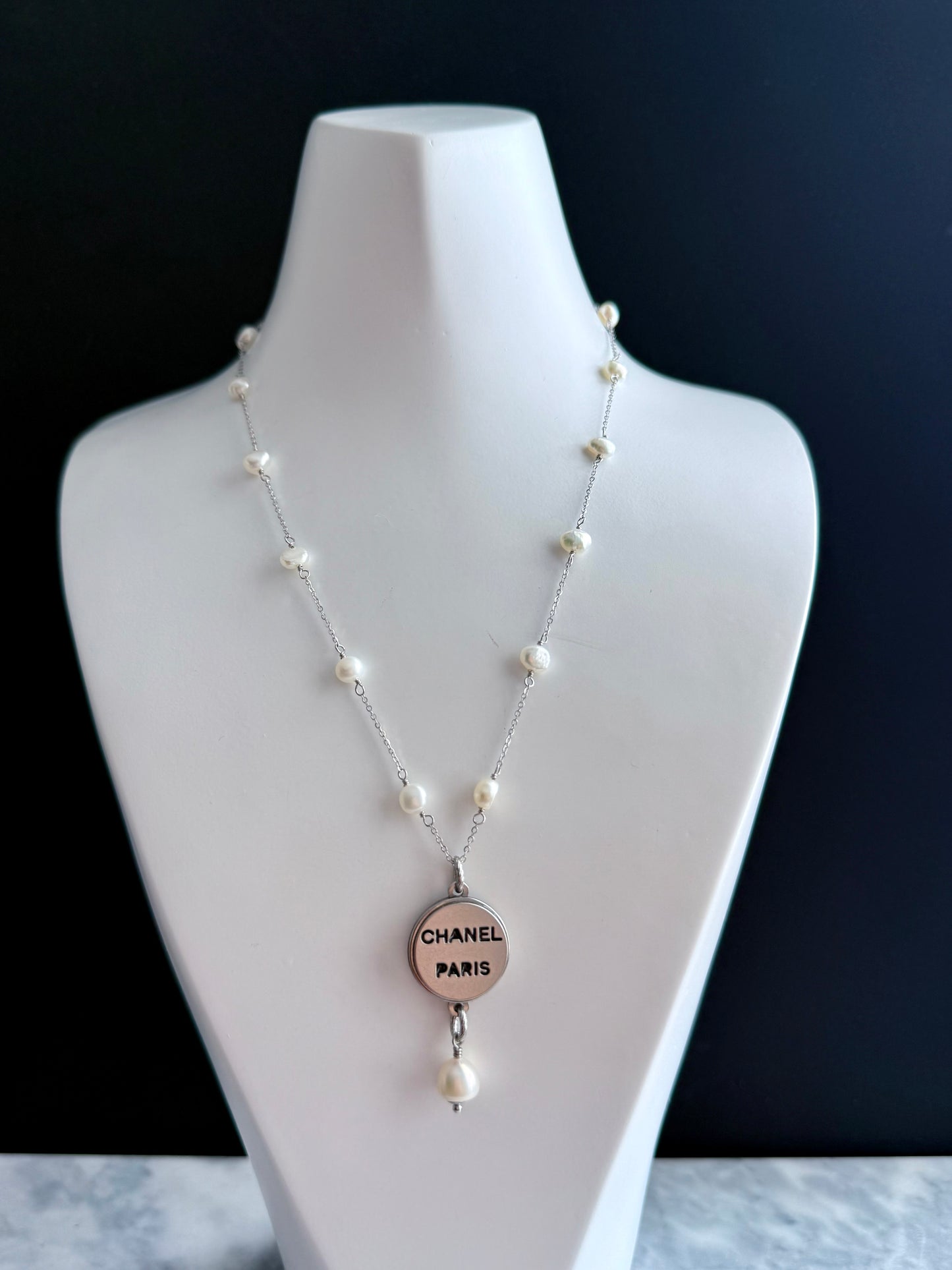 🤍 One of a kind Authentic Reworked button pearl necklace