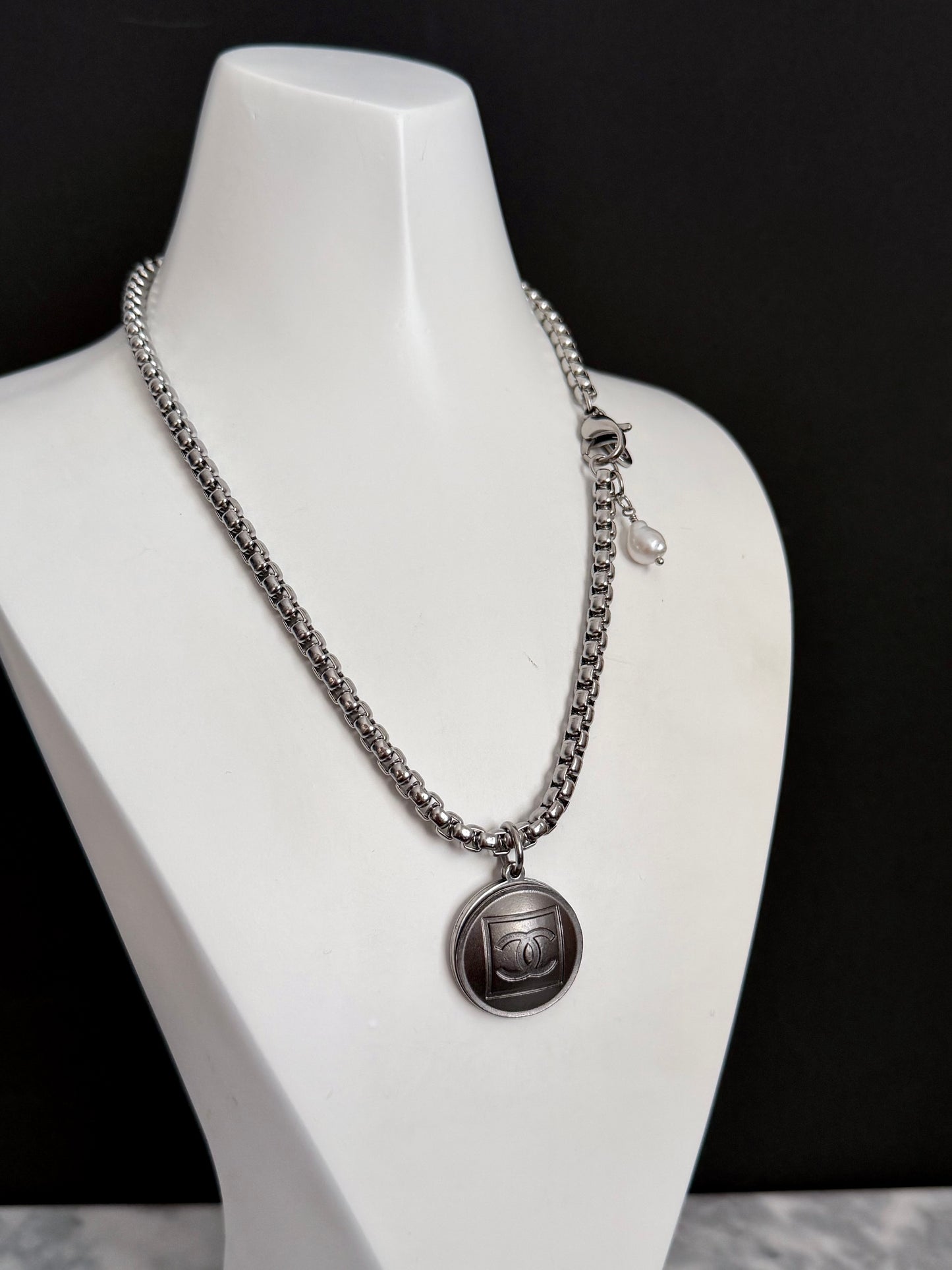 🤍 ONE OF A KIND - Authentic Reworked silver Button Necklace