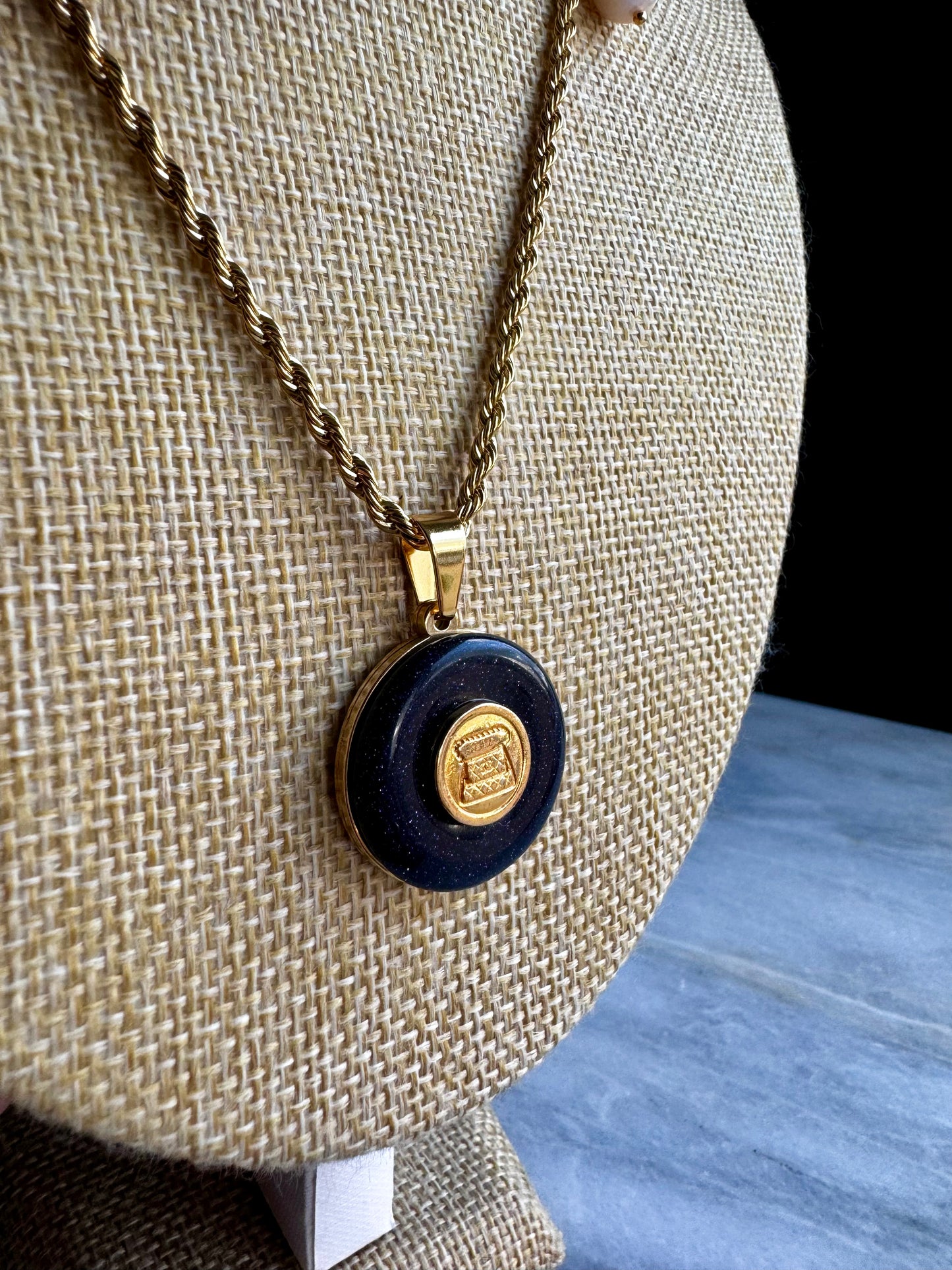 💙 Vintage reworked button and blue sandstone necklace