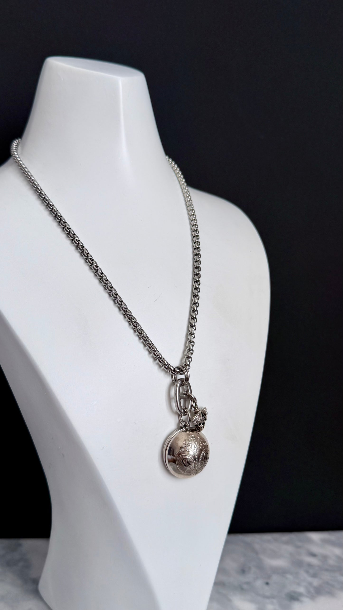 🐝 Vintage Silver Gucci charm chain necklace • high quality