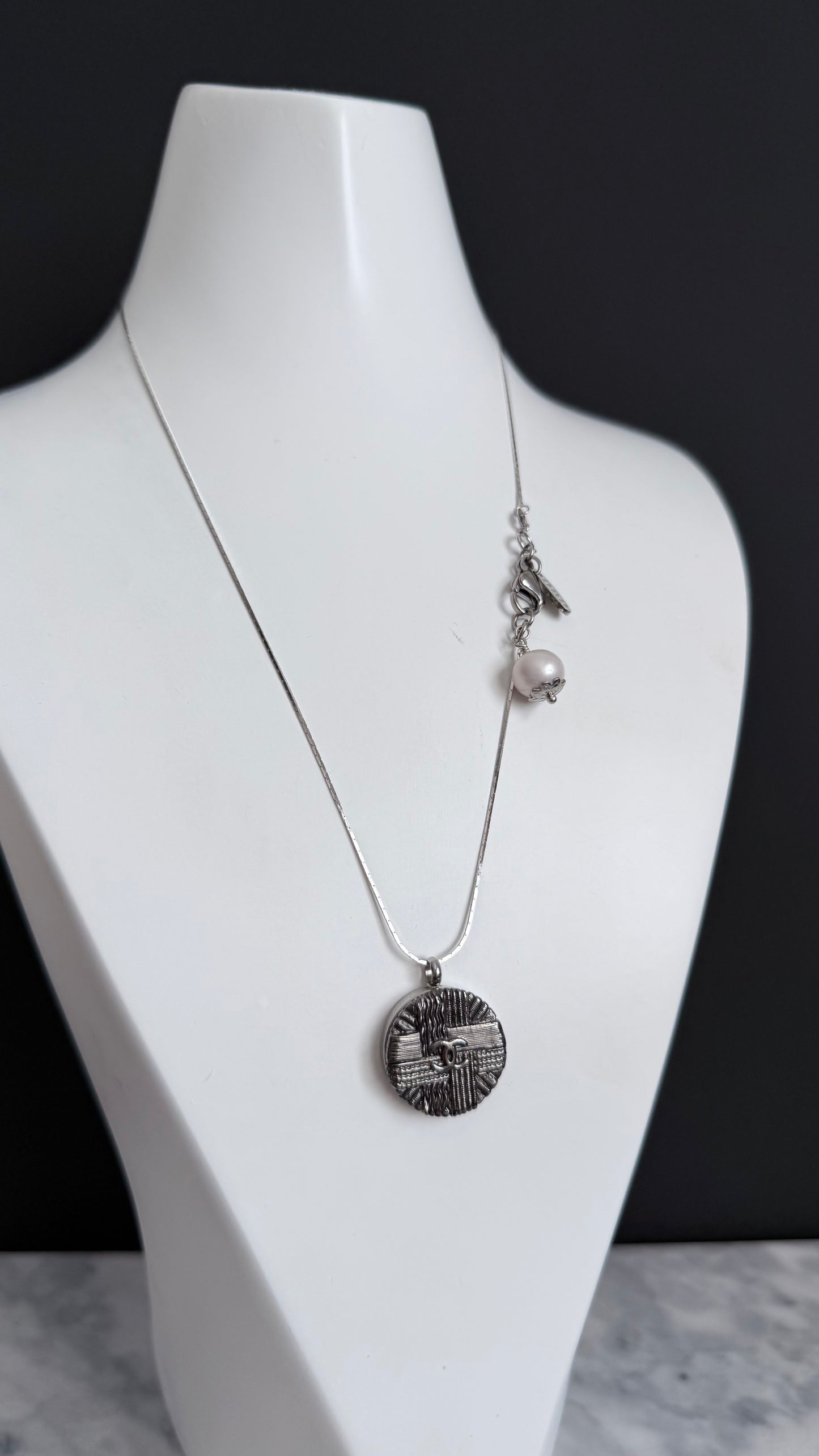 🖤 Reworked Authentic sterling silver button necklace with sterling silver chain