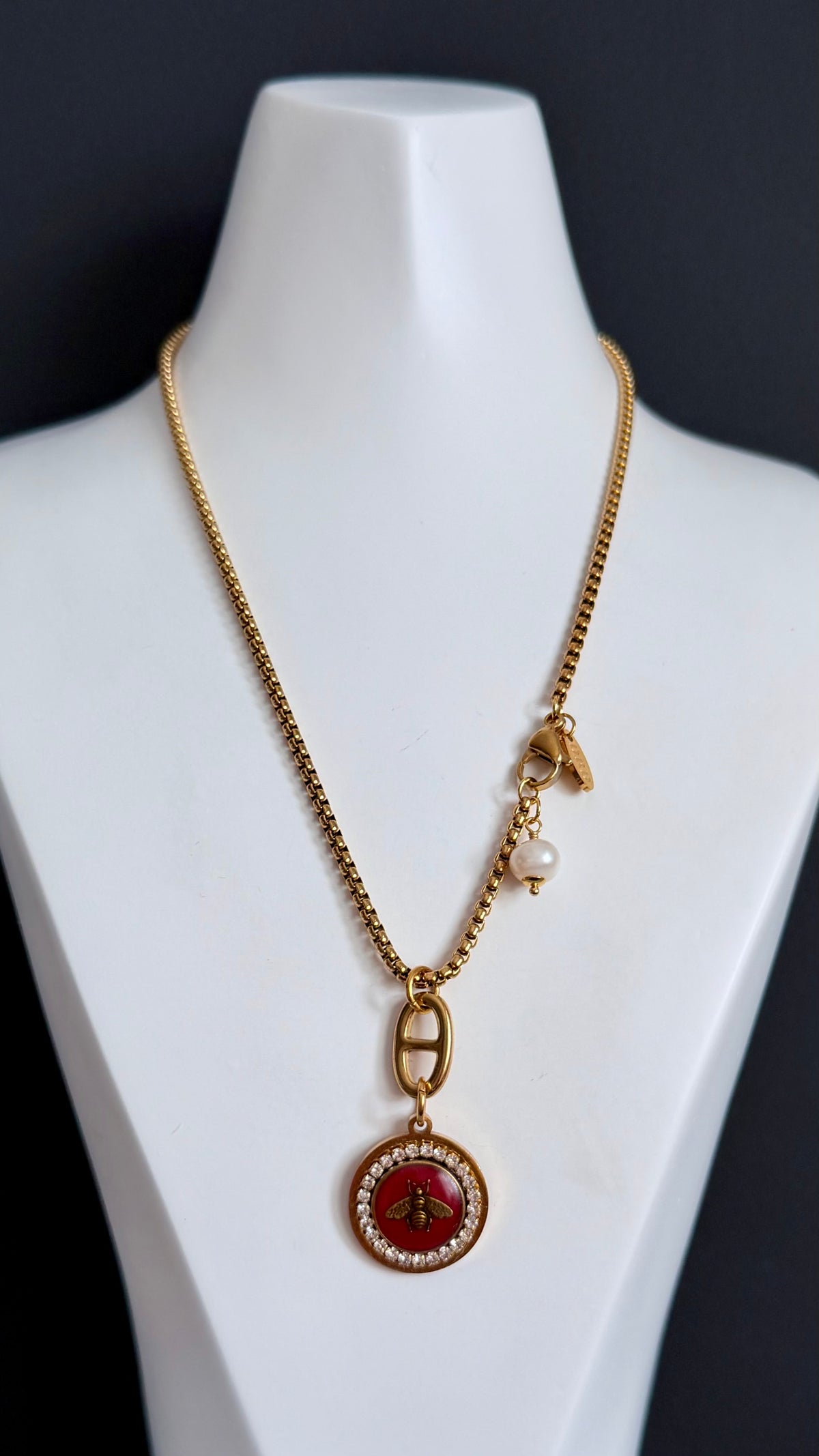 ✨🐝❤️Vintage Gold Gucci charm chain necklace • extremely rare ✨