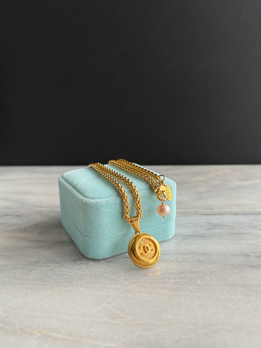 Vintage Authentic reworked Gold button Necklace