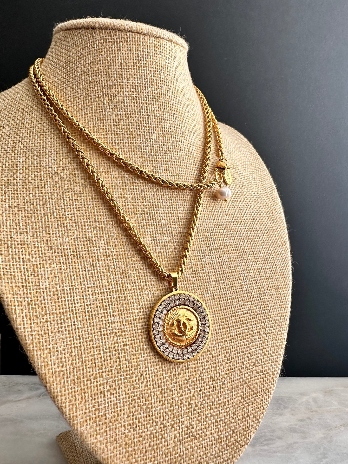 ✨SUPER RARE Large Vintage Authentic reworked Gold button Necklace