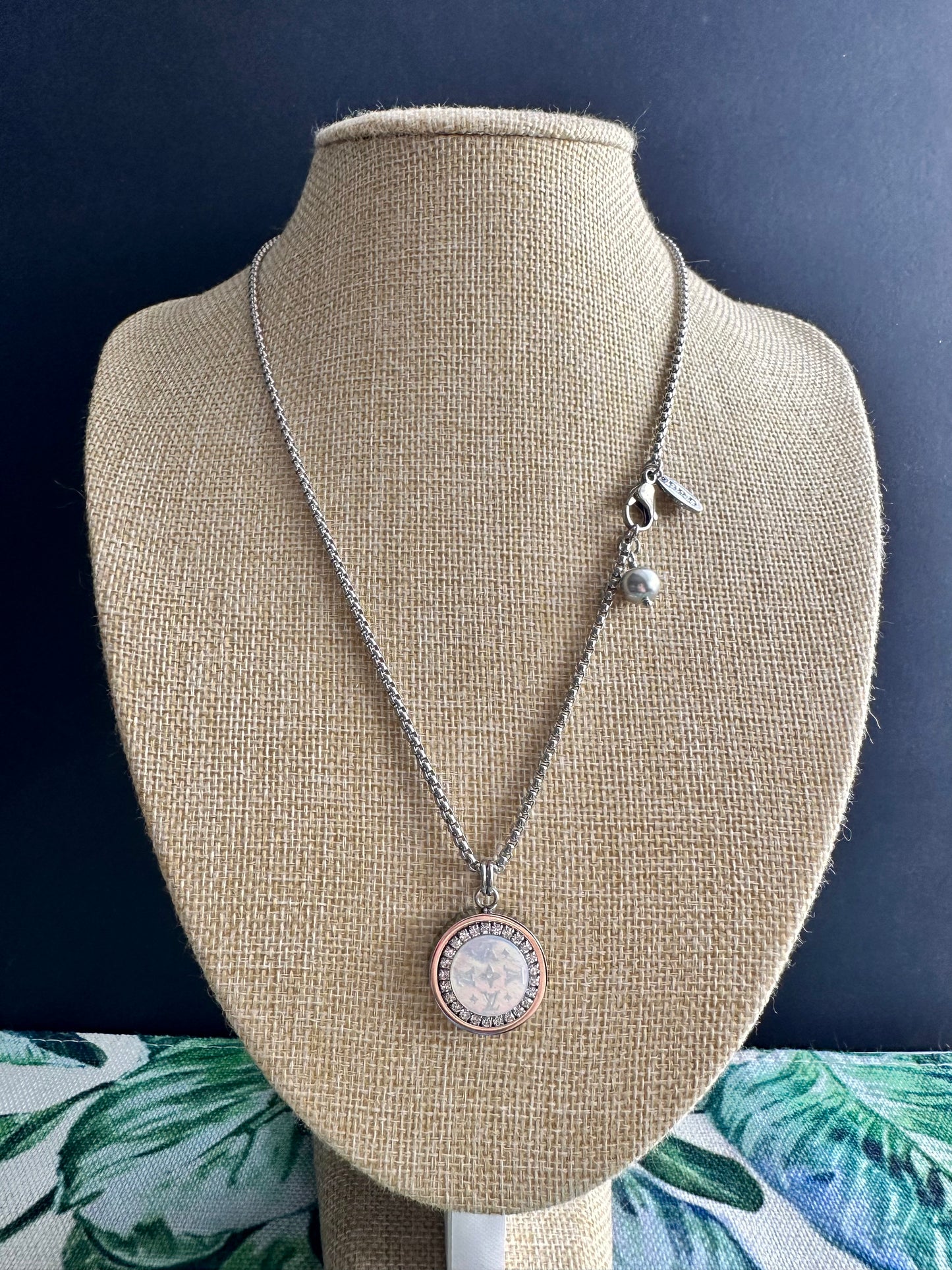 🤍 Authentic silver reworked Louis Vuitton button Necklace - VERY rare!