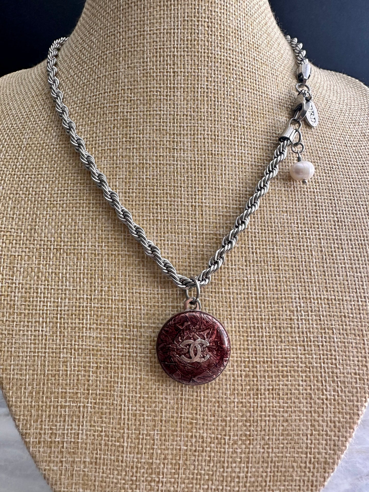 ❤️ Authentic Reworked silver Button Necklace
