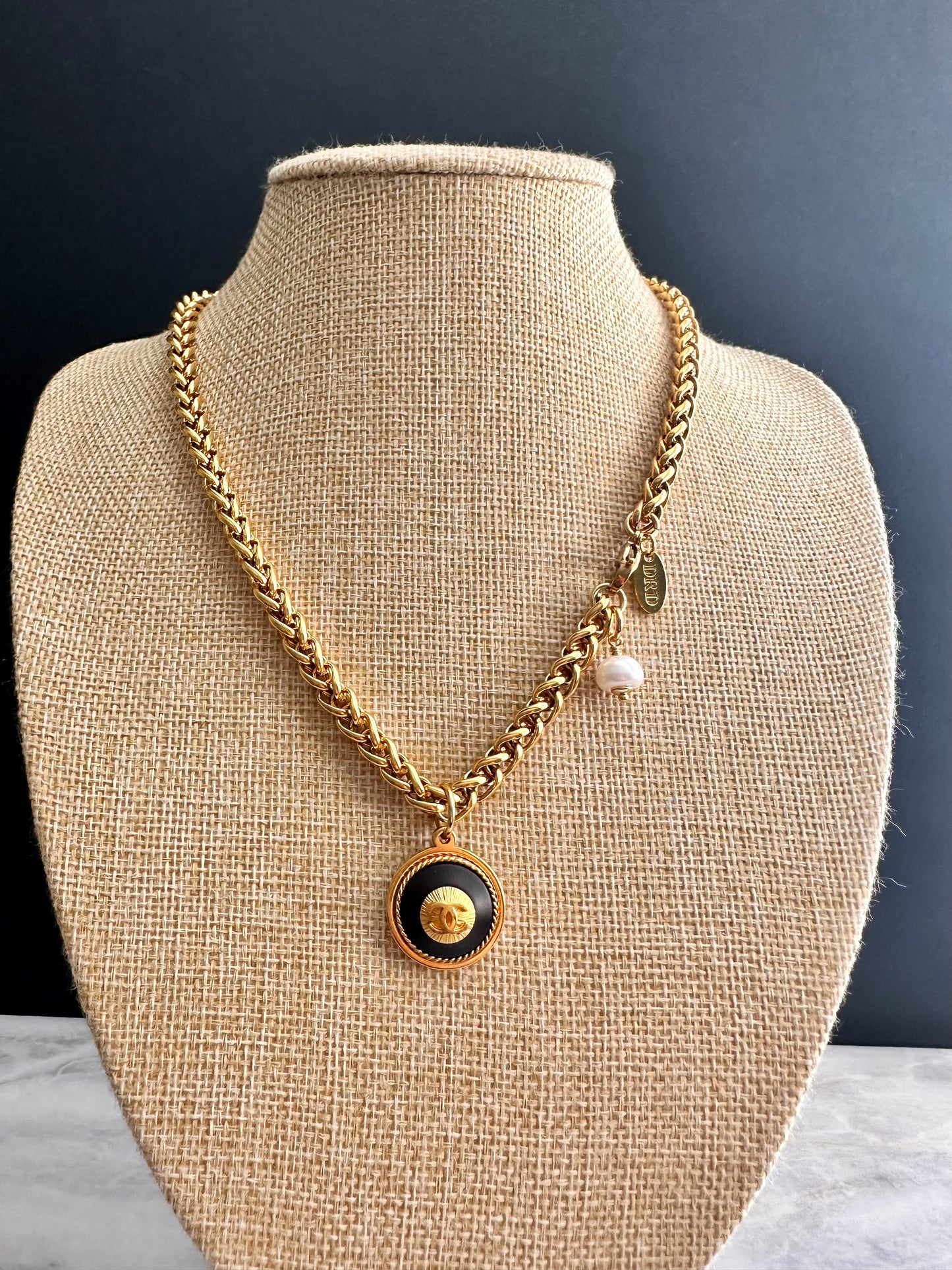 “Kitty” Vintage Authentic reworked Gold button Necklace