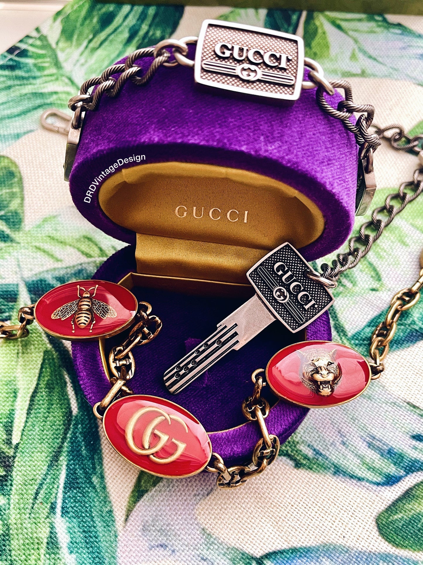 Antique Silver Gucci charm chain bracelet • high quality