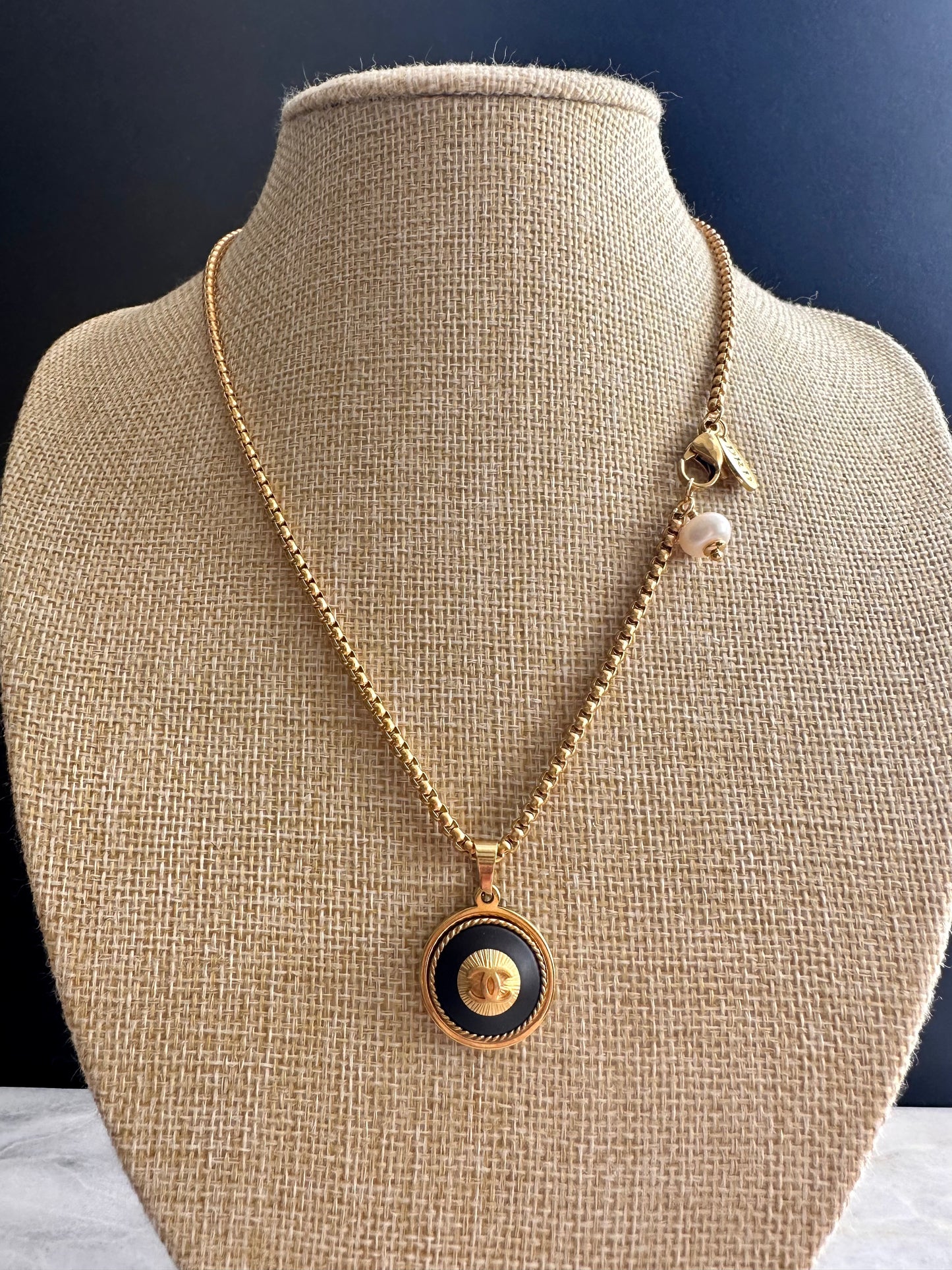 Small “Kitty” Vintage Authentic reworked Gold button Necklace